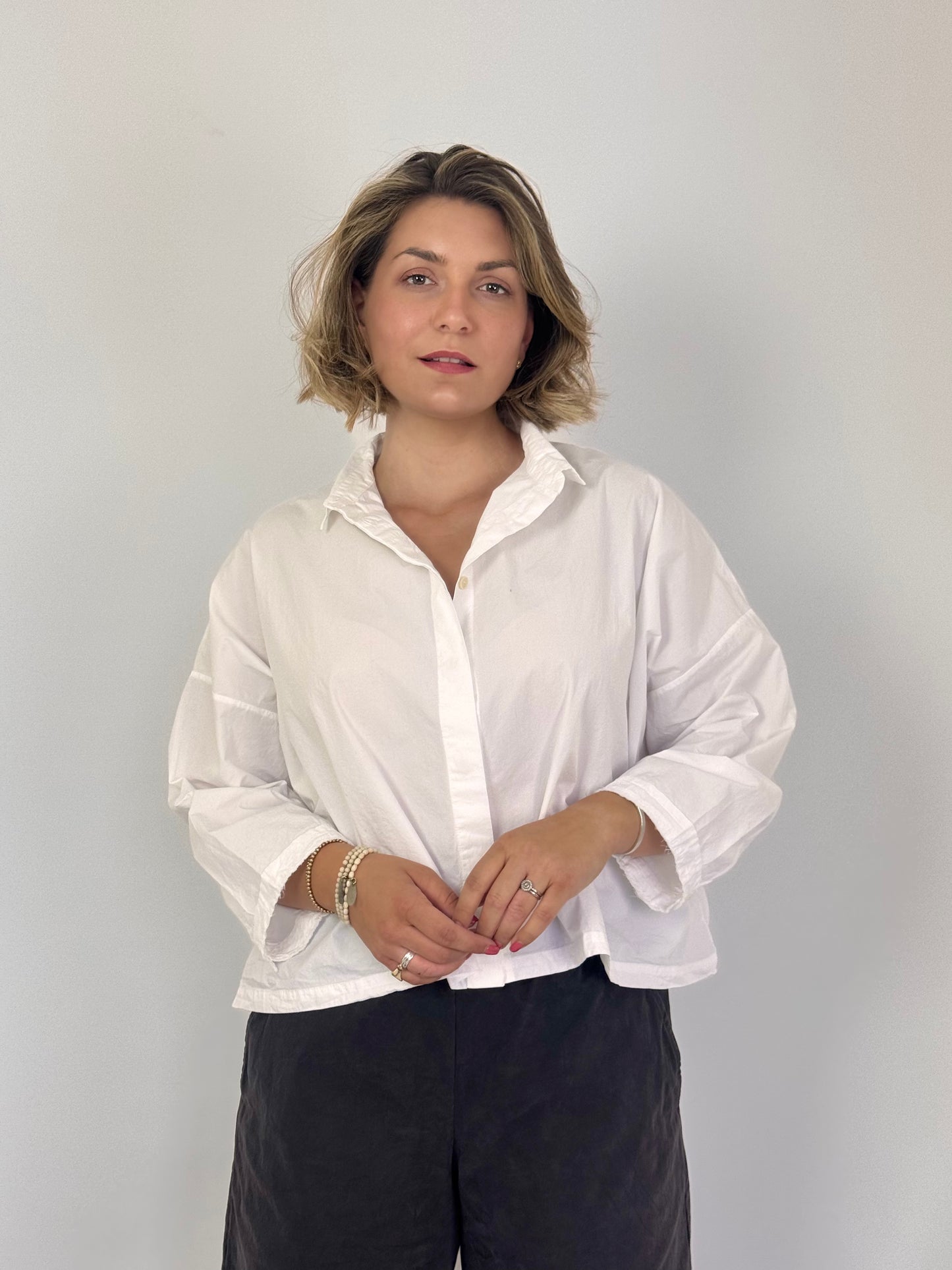 Aequamente 262 Shirt White