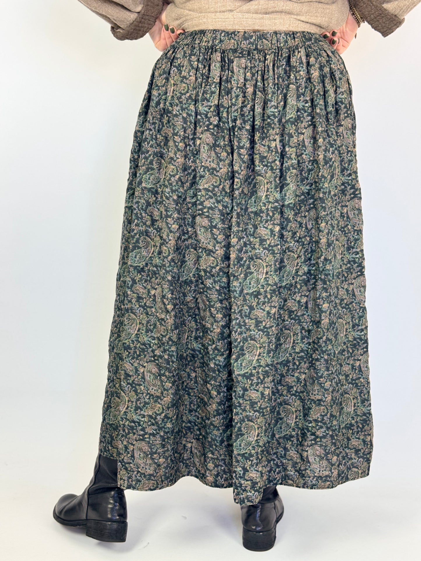 Maison de Soil 574 Paisley Skirt Black