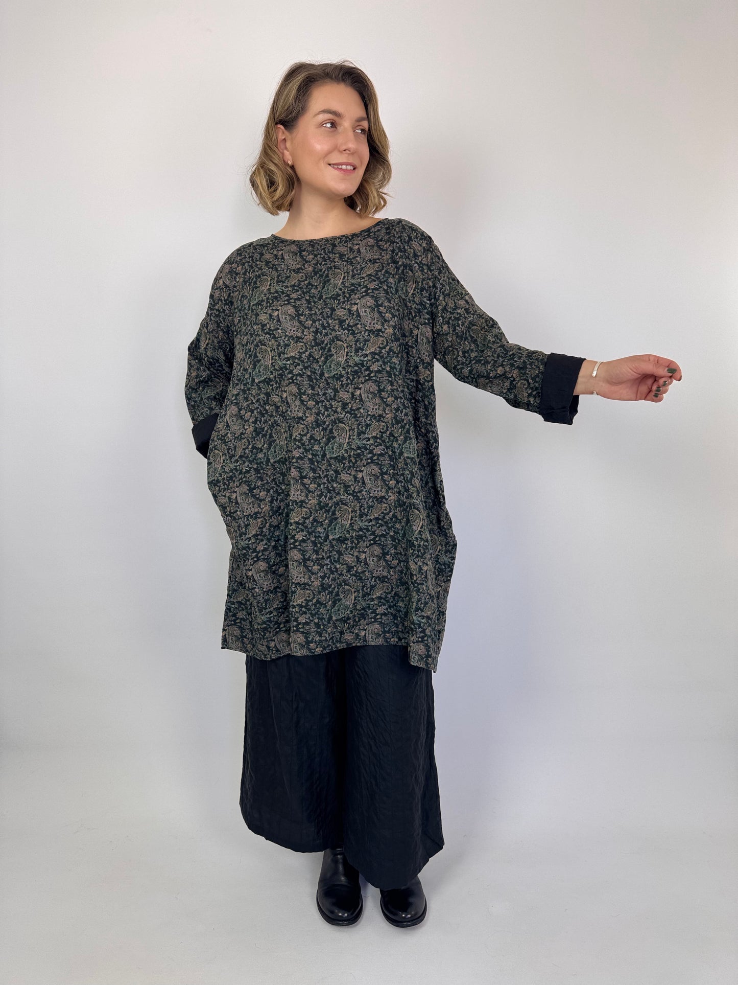 Maison de Soil 573 Paisley Tunic Black