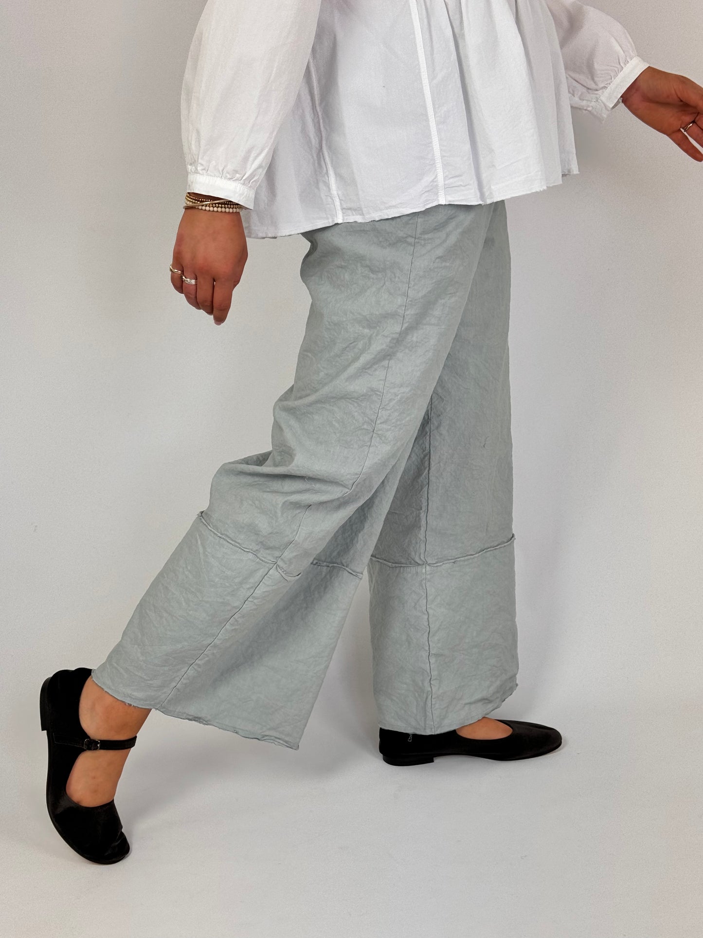 Aequamente 204 Trousers Ghiaccio