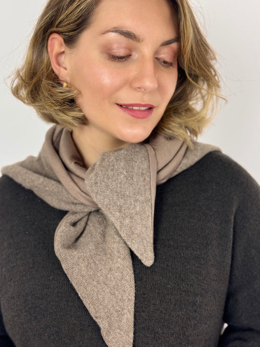 Elsa Esturgie Obole Scarf Taupe