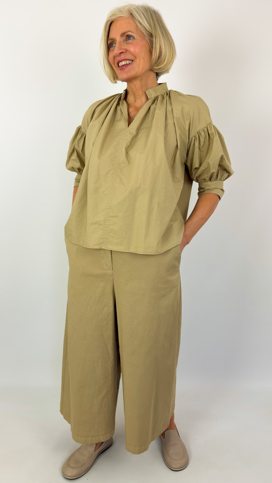 Neirami 210NO Trousers Sabbia