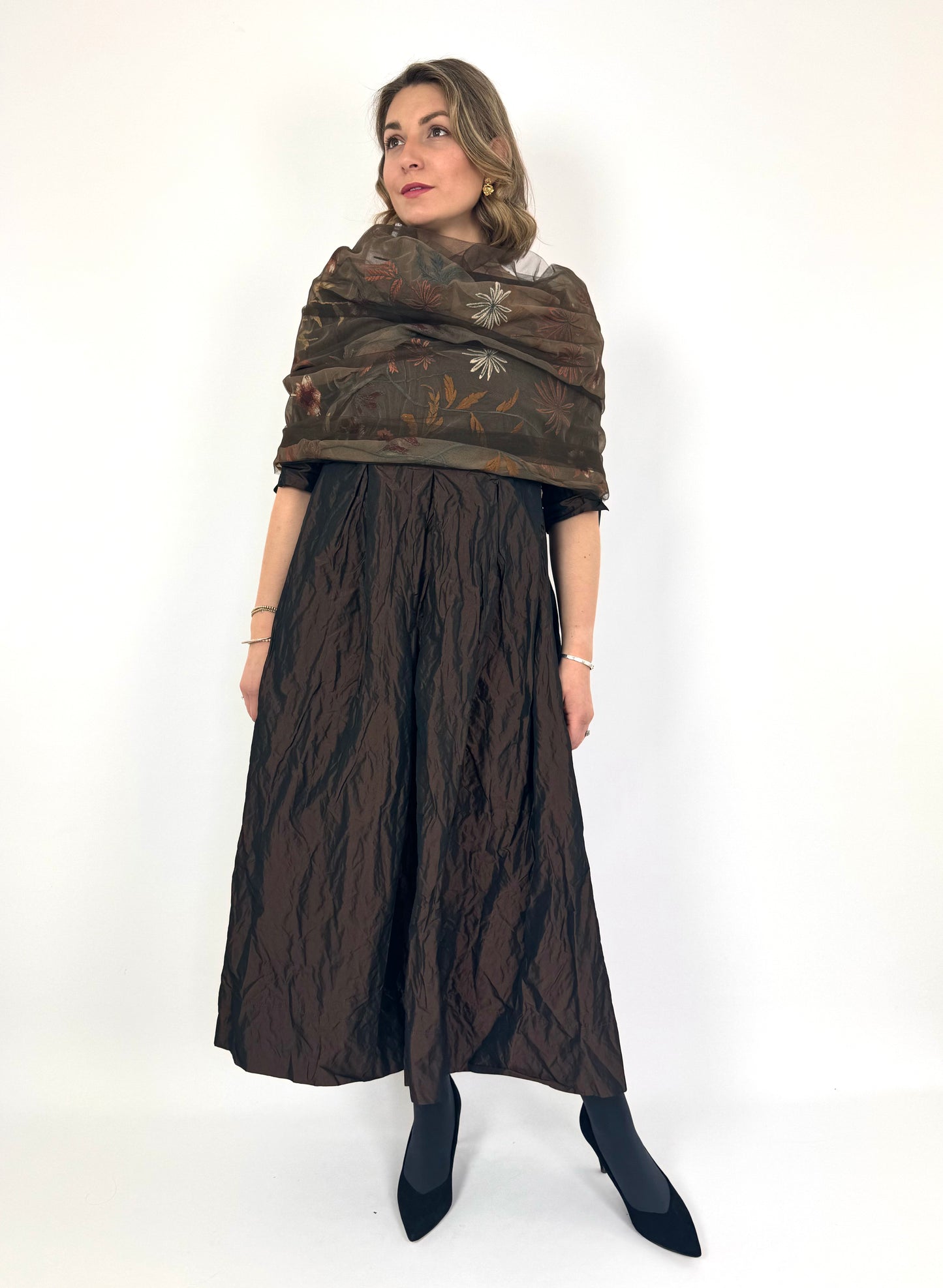 Officinae Tulle Shawl Brown