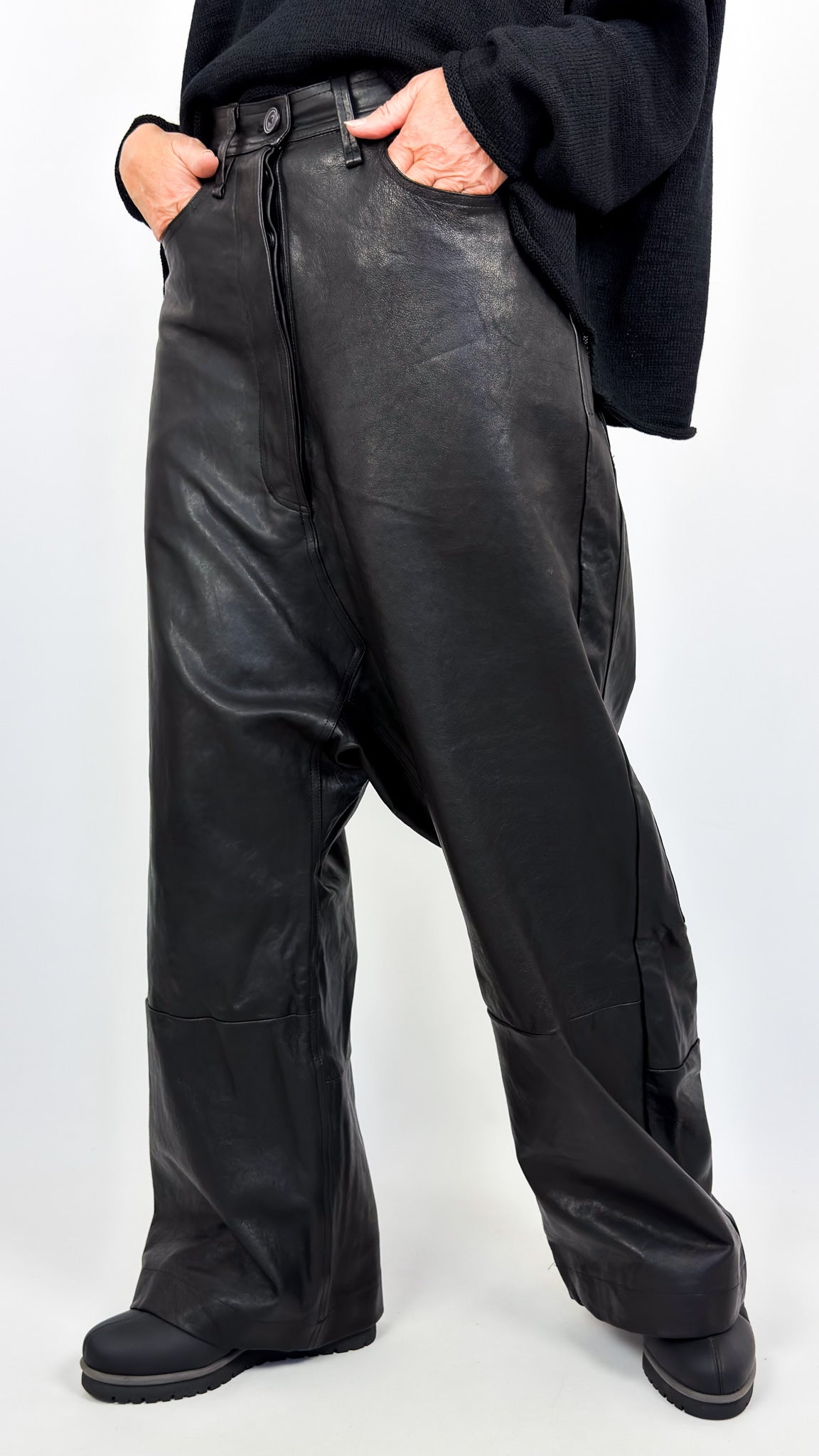 Rundholz DIP 0105 Trousers Black
