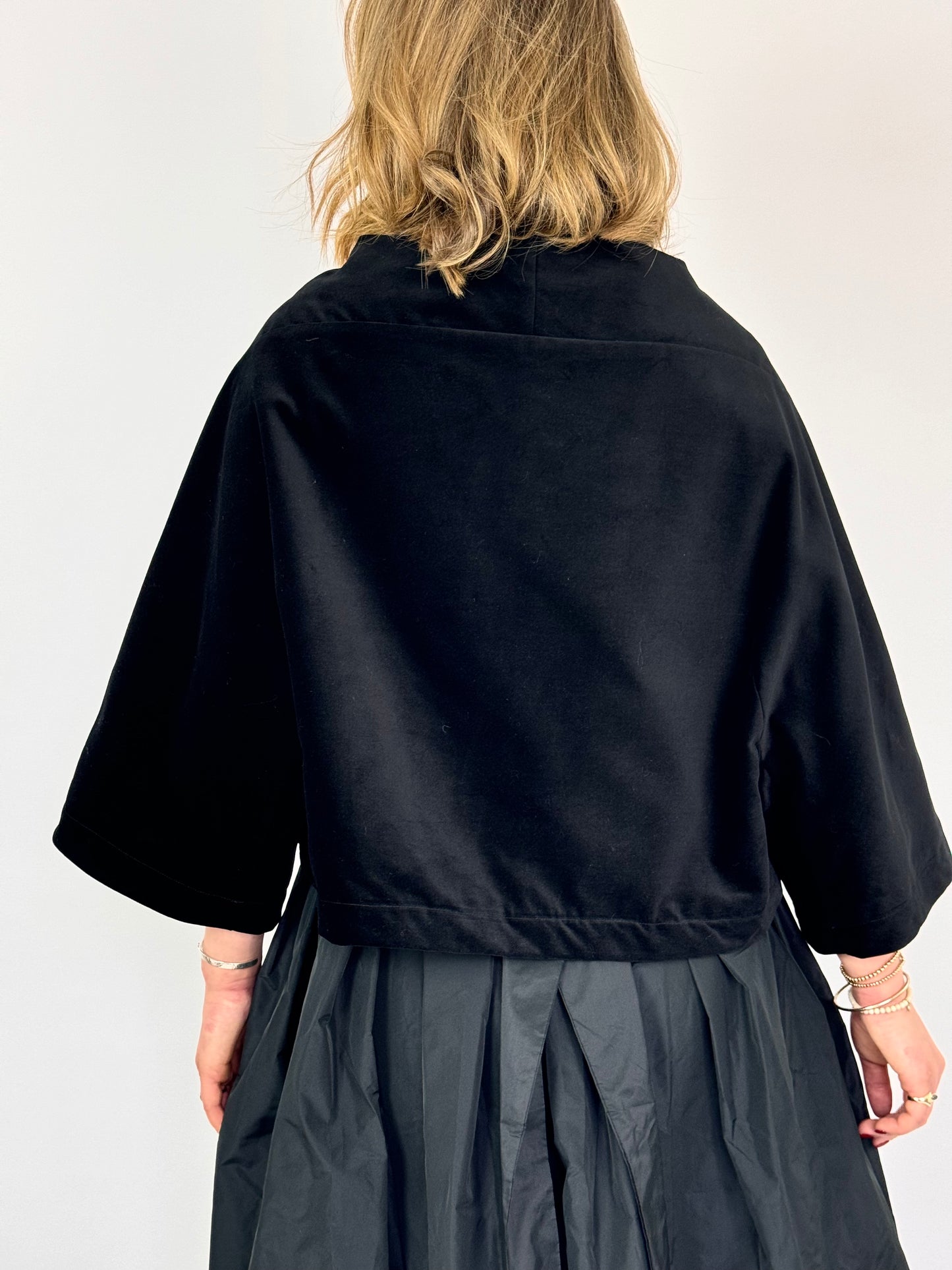 Officinae Cape Jacket Black