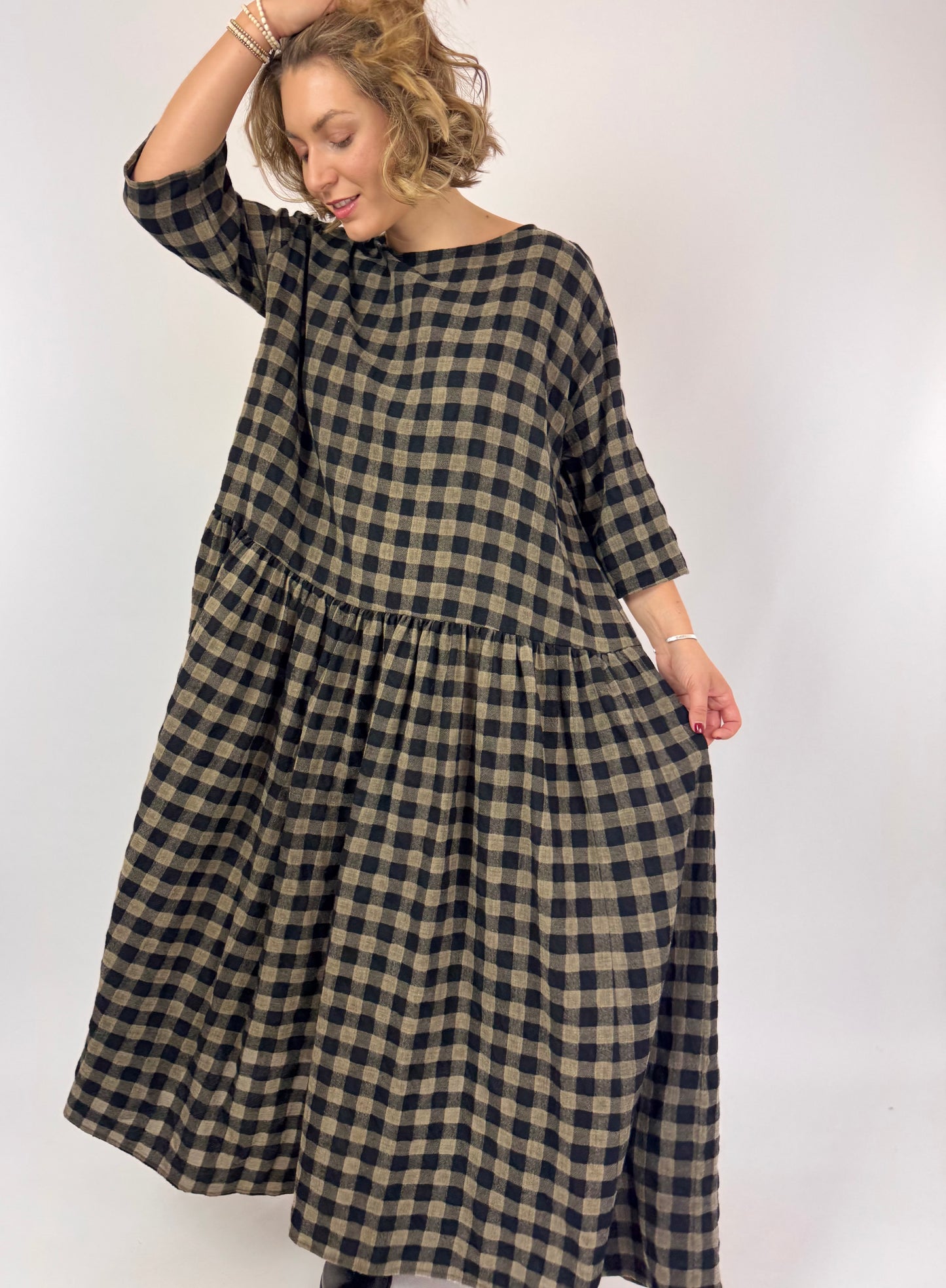 Apuntob 1766 Dress Black