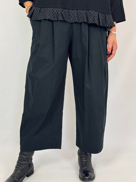 Apuntob 1979 Trousers Black