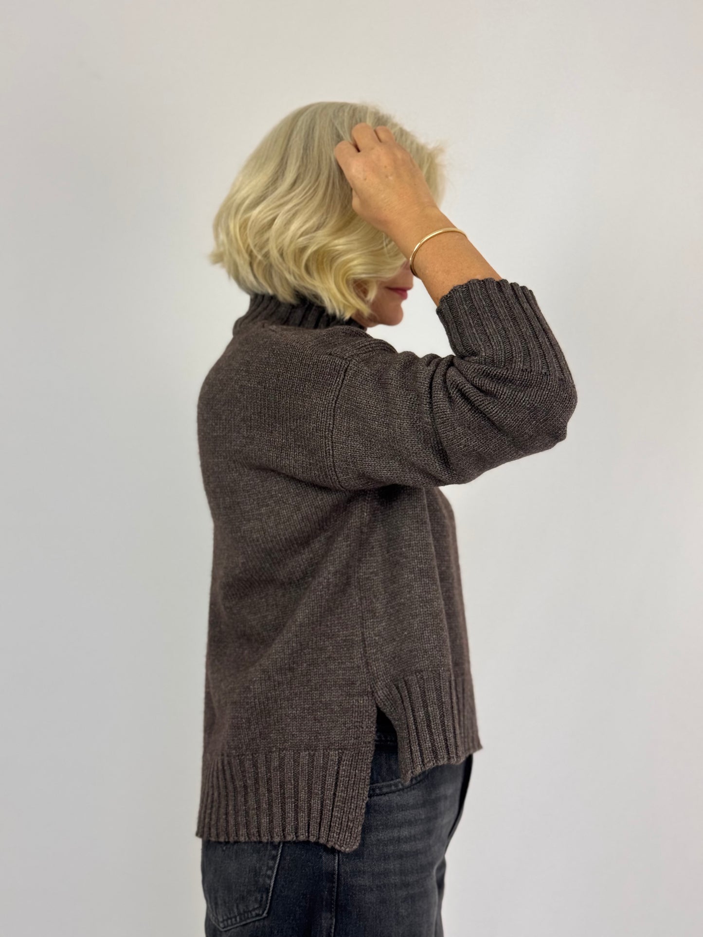 Cordelia James Sawyer Jumper Otter