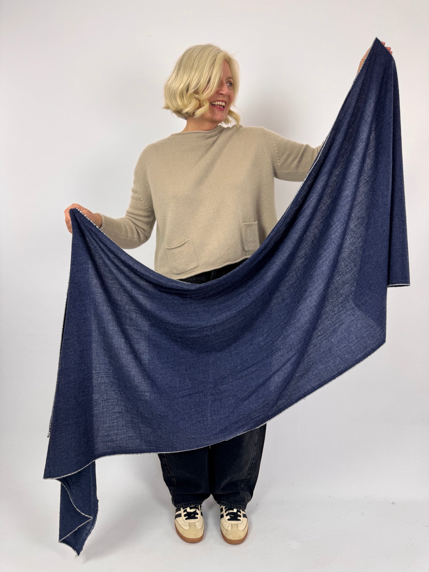 Cordelia James 03CS Scarf Denim Blue/Cream