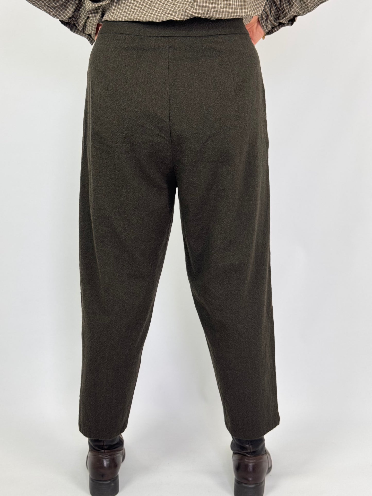Pas De Calais 8614 Cropped Trousers Khaki