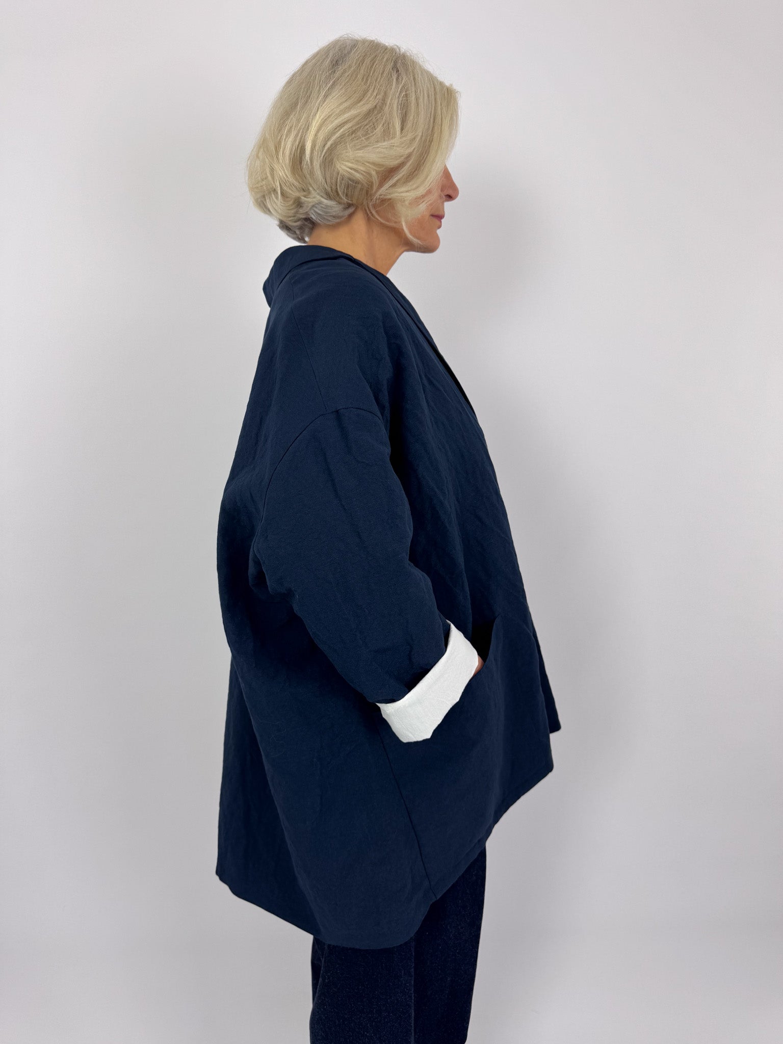 Apuntob 1976 Jacket Abyss – Cordelia James