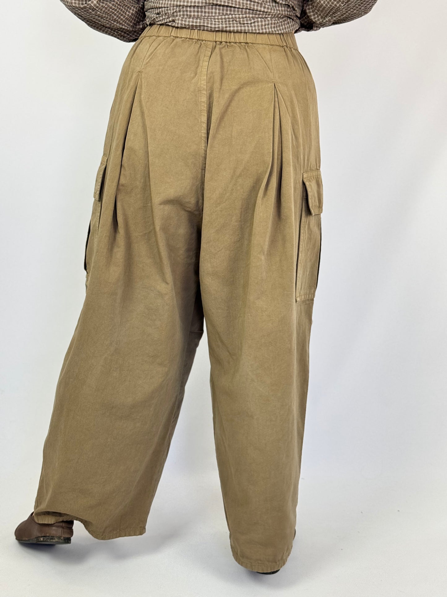 Pas De Calais 8612 Cargo Trousers Beige