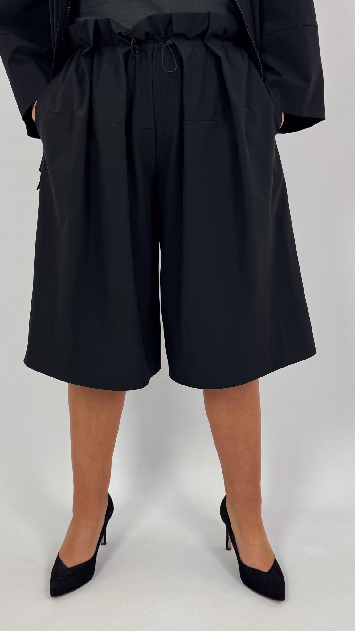 Annette Gortz Flory Shorts Black