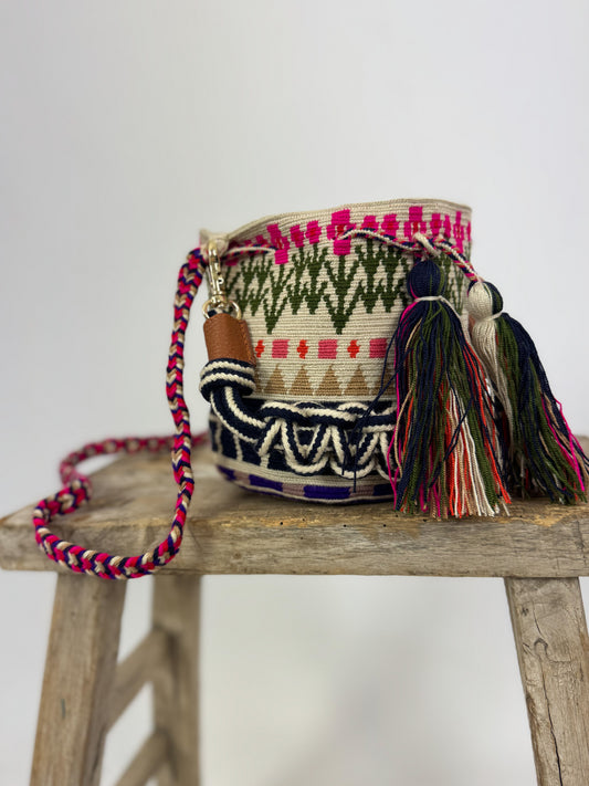 Guanabana Crossbody Bag Navy/Flower + Strap