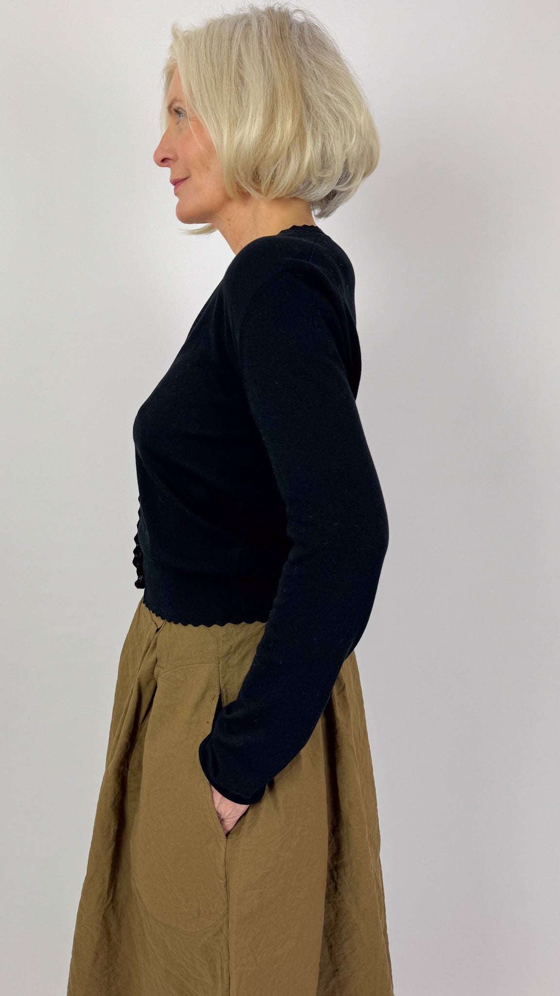 MJ Watson 646 Cardigan Black