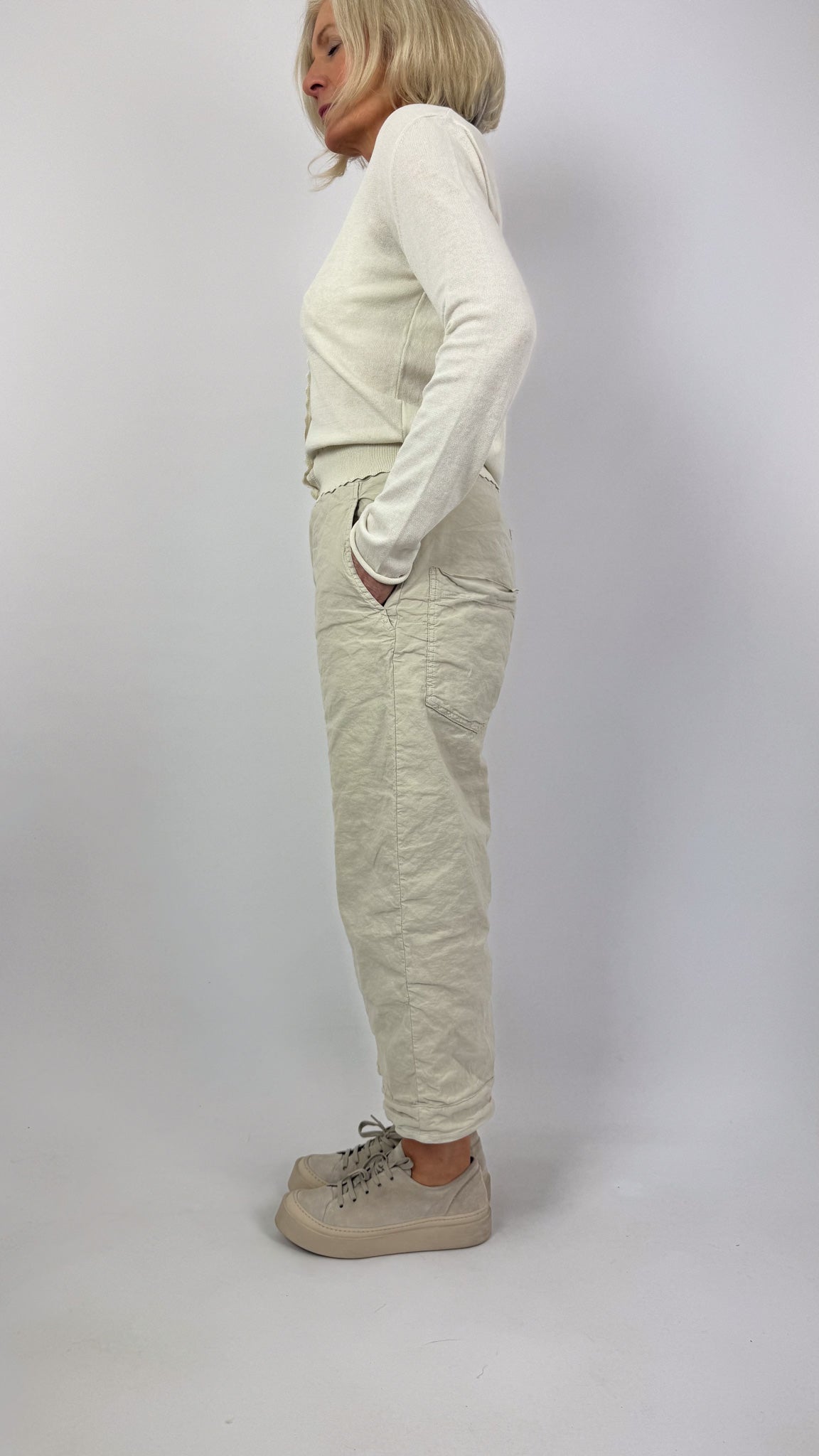 Aequamente 107 Trousers Sand