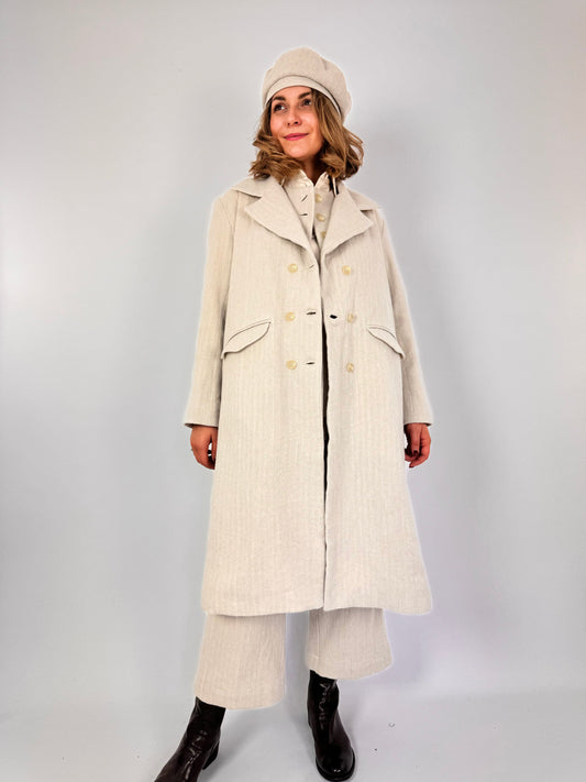 Der Antagonist 41 Coat Natural