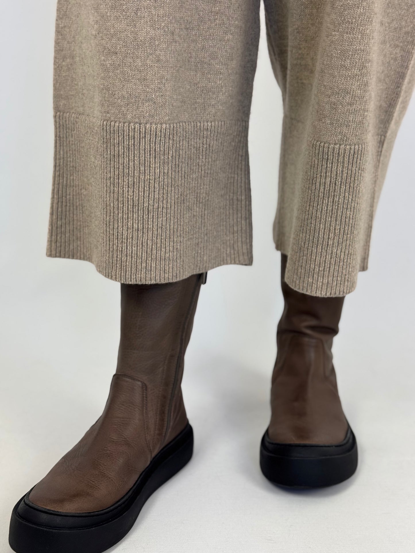 Sort Aarhus Jovanna Trousers Beige