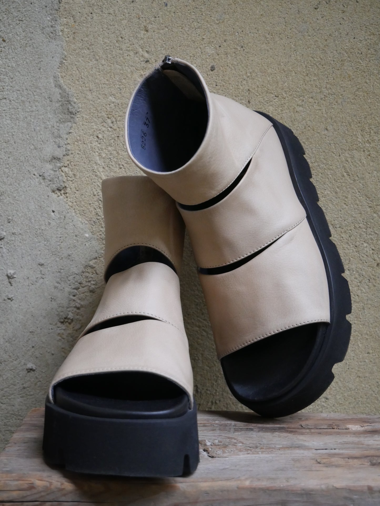 Lofina 5226 Sandals Aglio