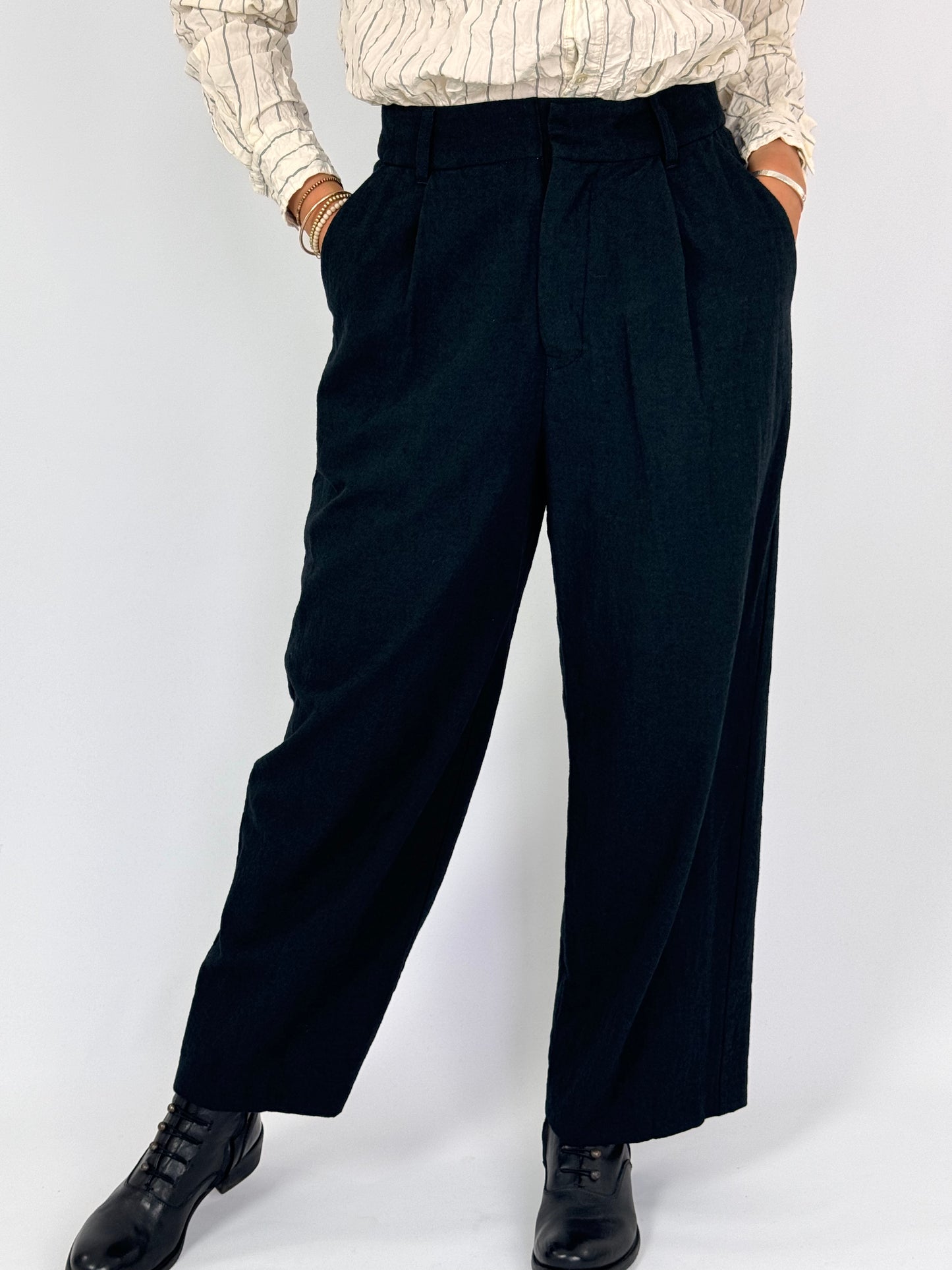 Pas De Calais 8481 Trousers Black