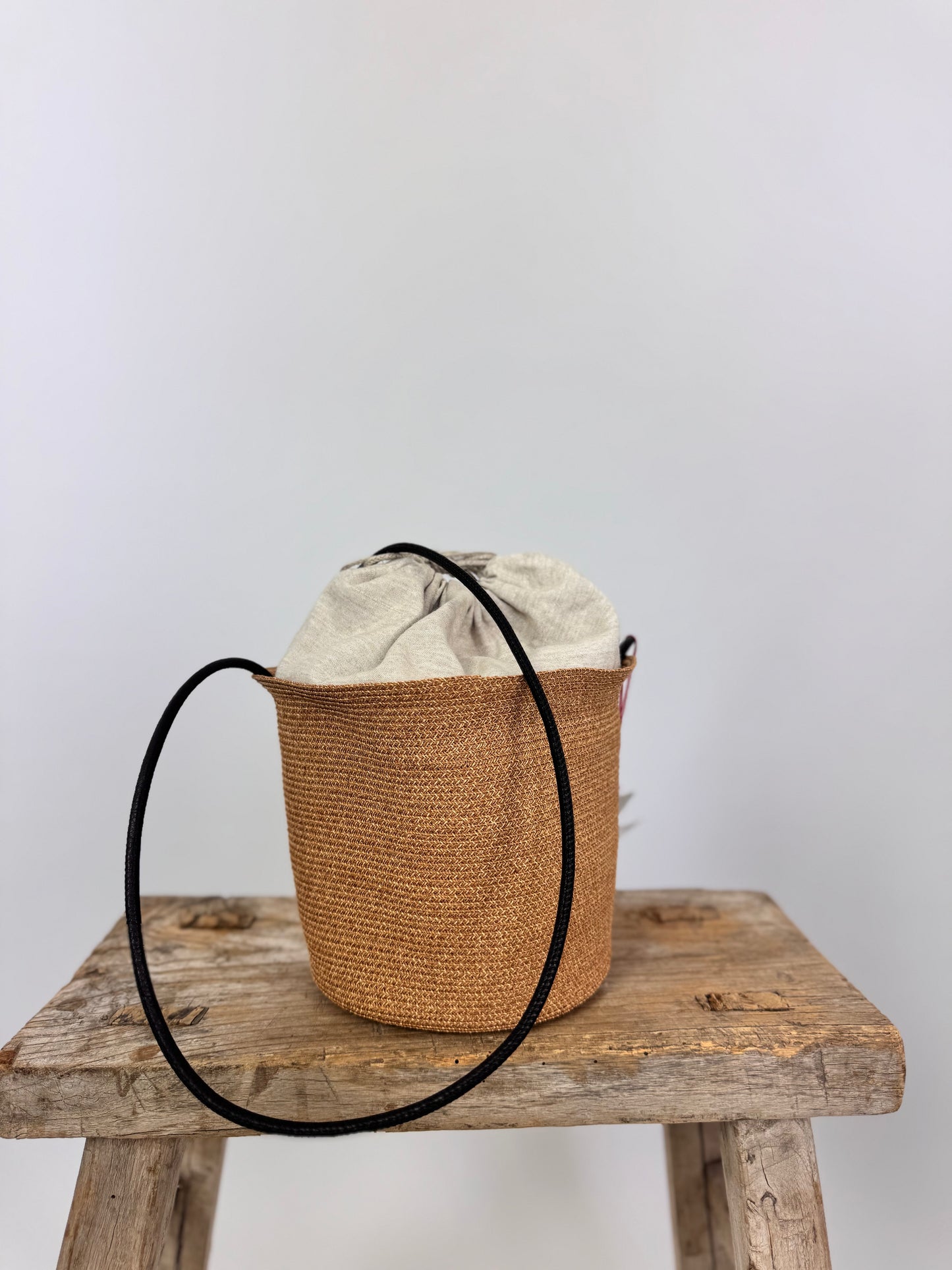 Mature Ha 700 Bucket Bag Bronze Gold