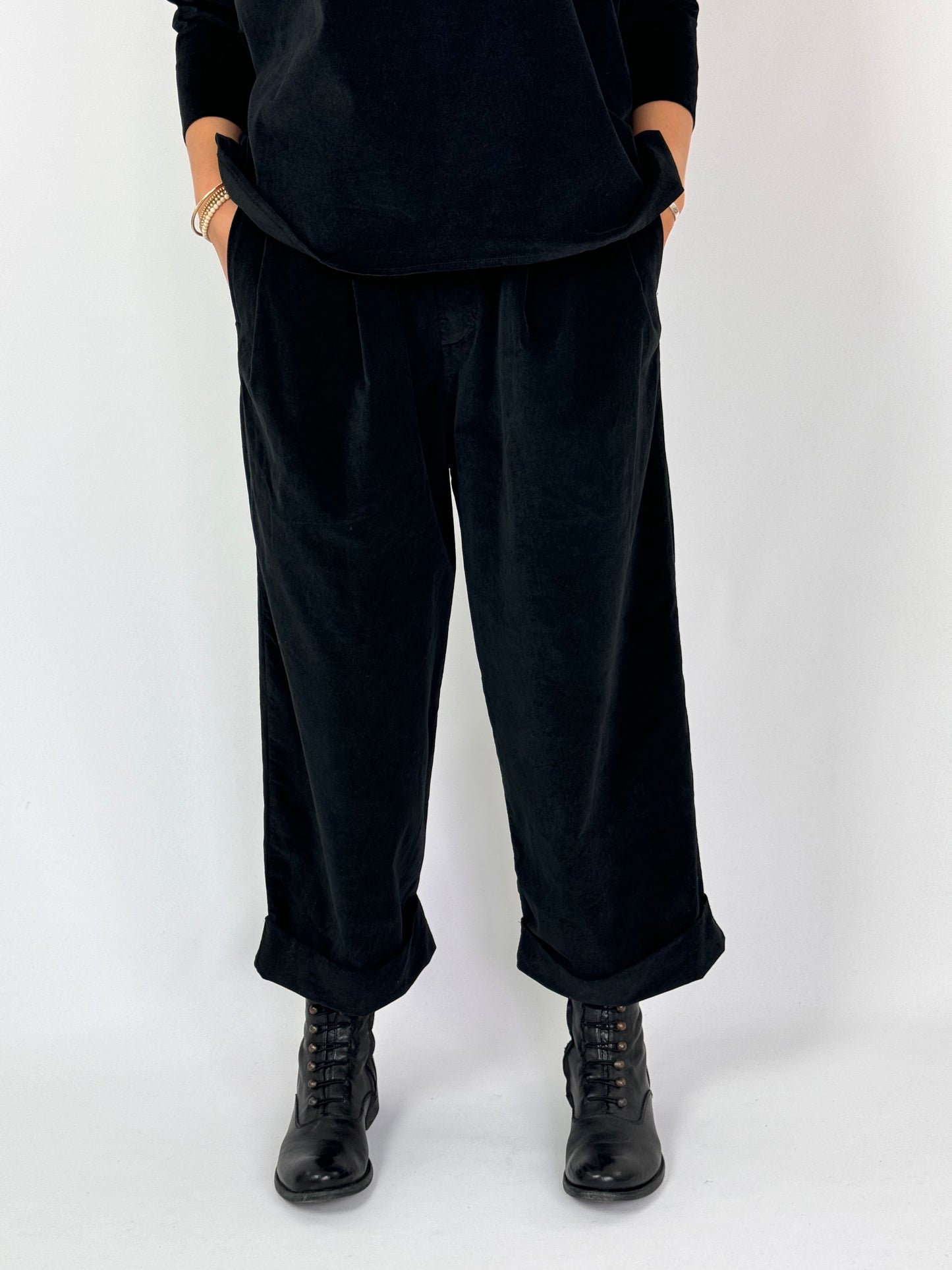 Album Di Famiglia Bragoni Trousers Black