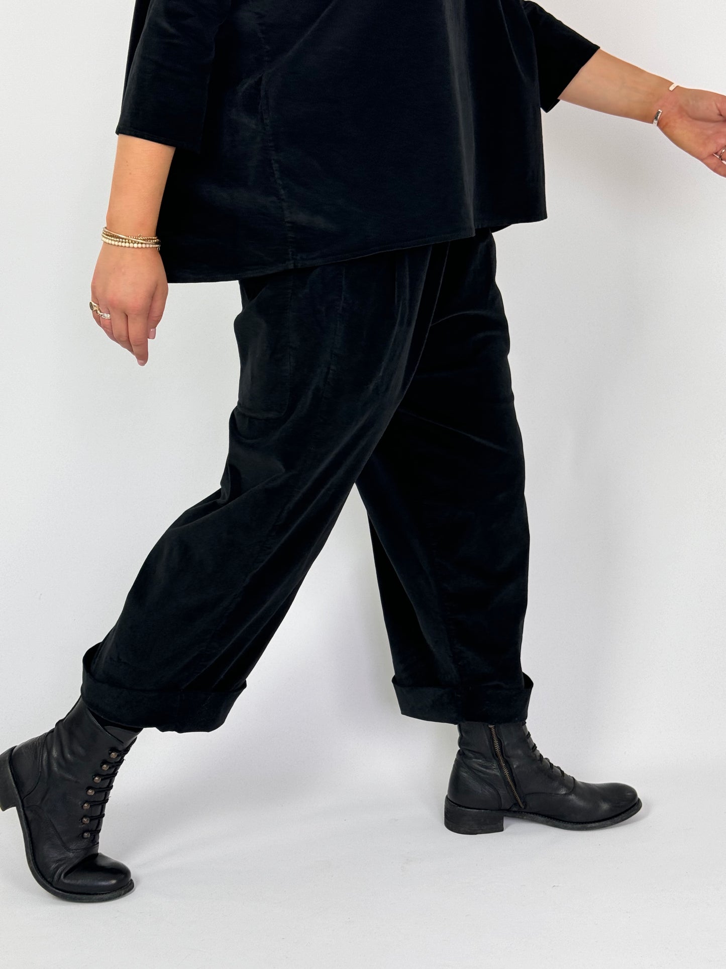 Album Di Famiglia Bragoni Trousers Black