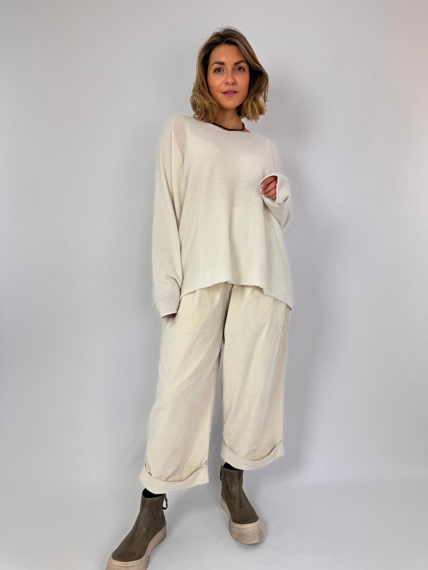 Album Di Famiglia Bragoni Trousers Off-White