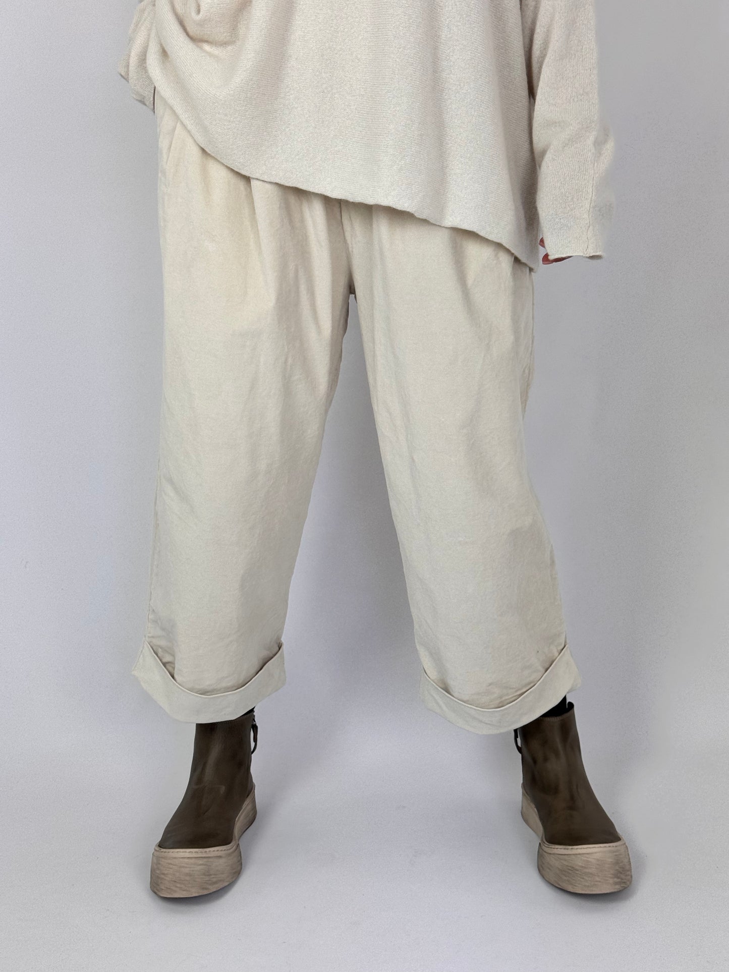 Album Di Famiglia Bragoni Trousers Off-White