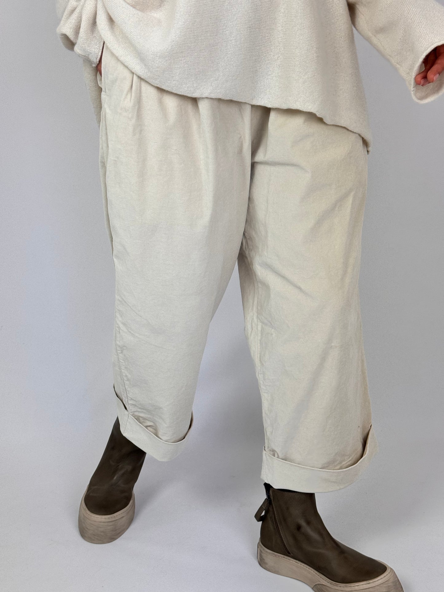 Album Di Famiglia Bragoni Trousers Off-White