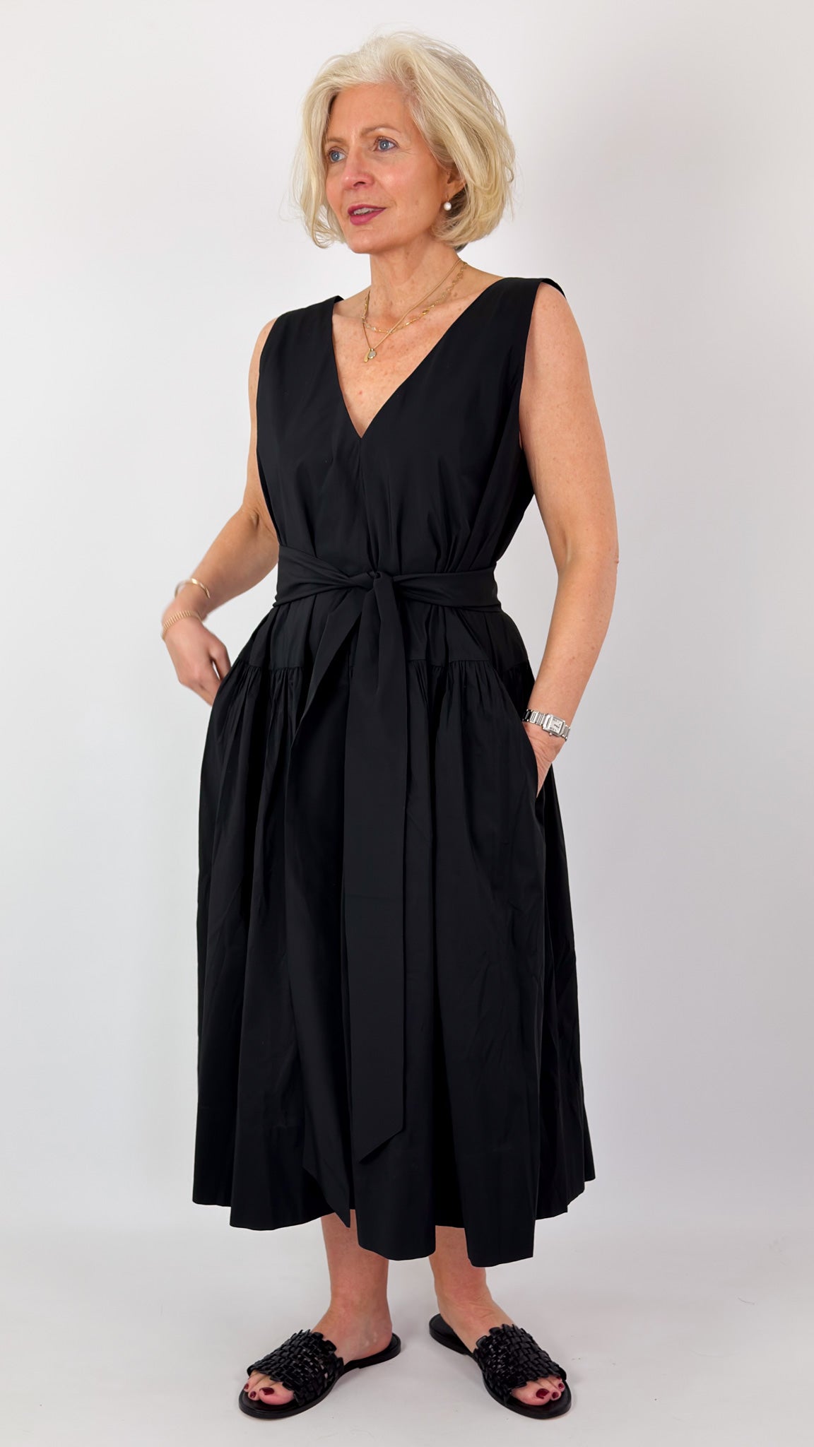 Les Filles d'Ailleurs 897L Dress Black