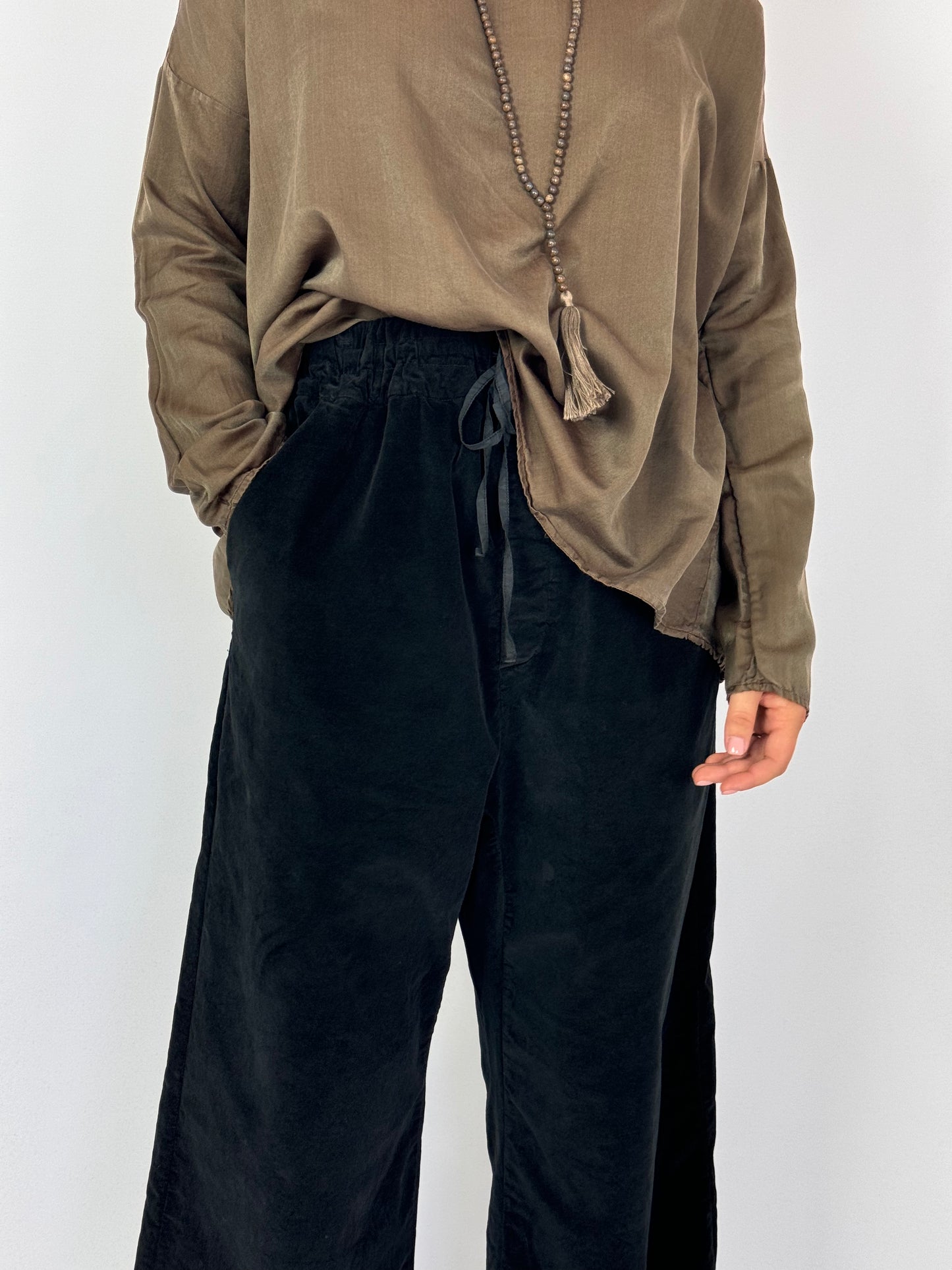 Album Di Famiglia W&S Trousers Black