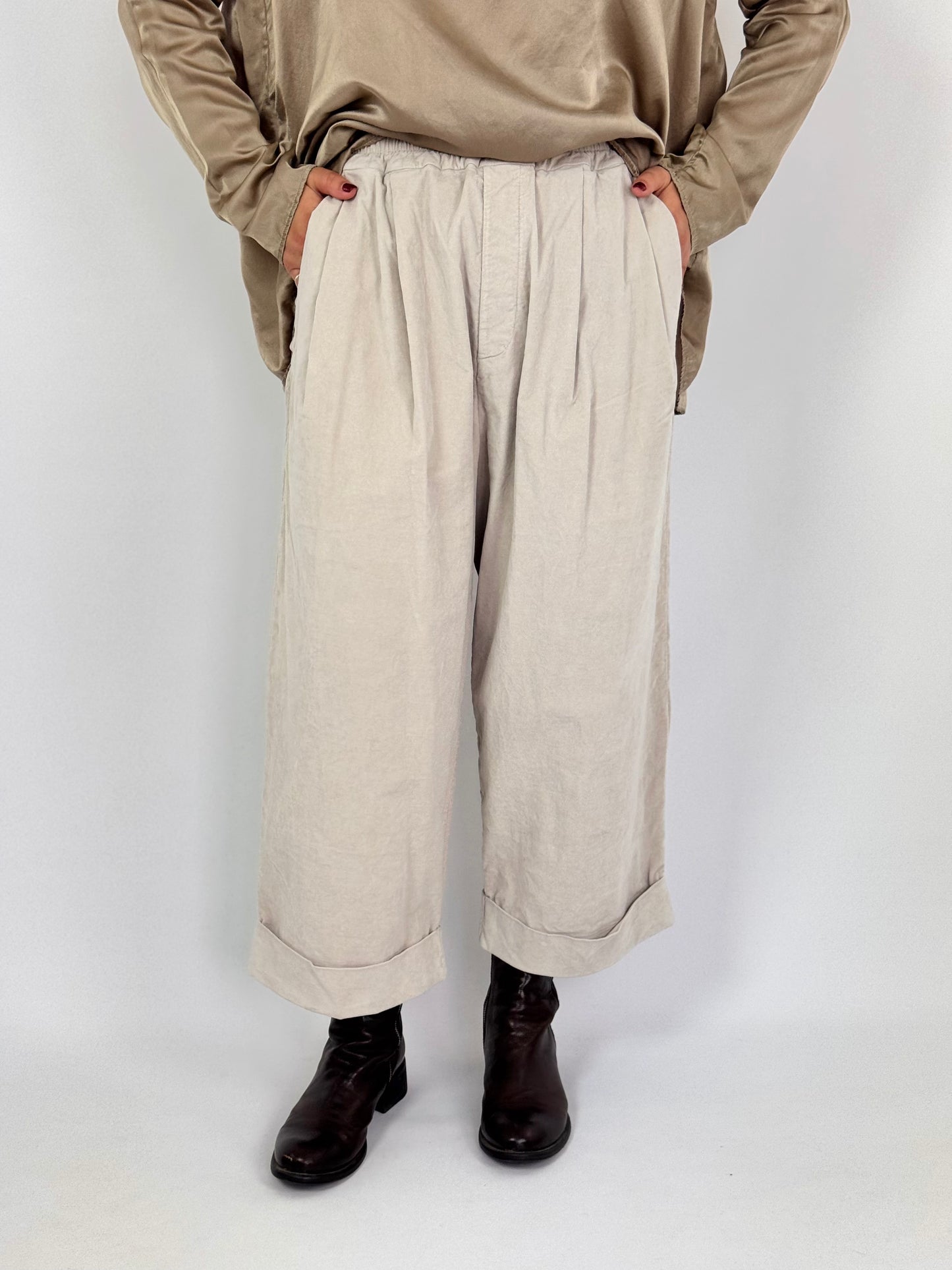 Album di Famiglia 2391 Bragoni V Trousers Oatmeal