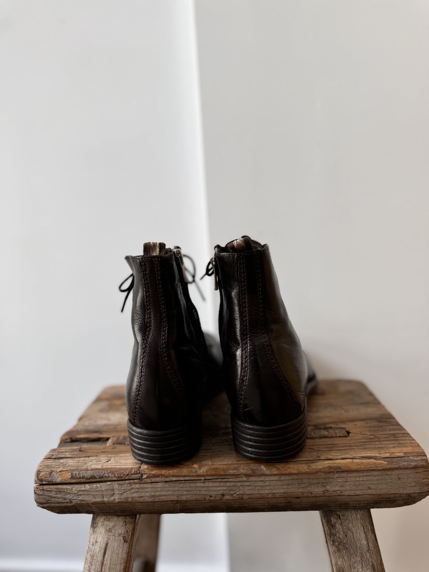 Officine Create Calixte 002 Boots Ebano