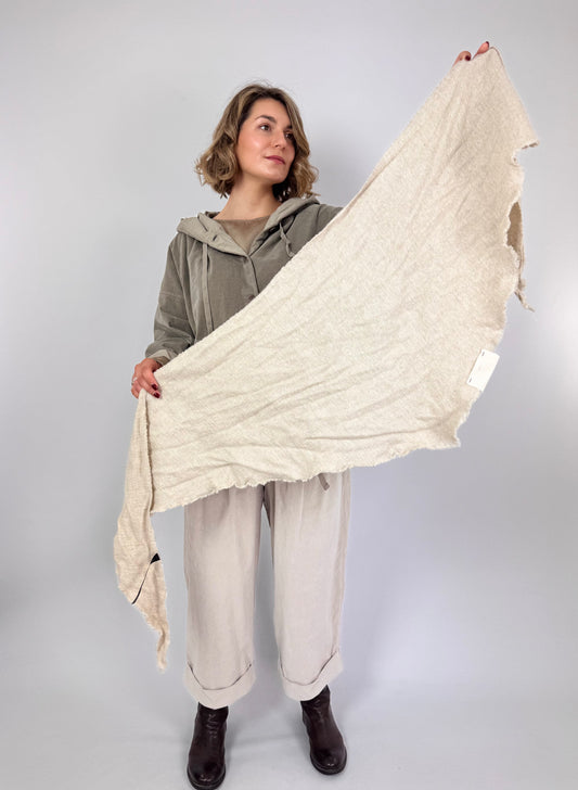 Album di Famiglia 81 Triangle Scarf Natural