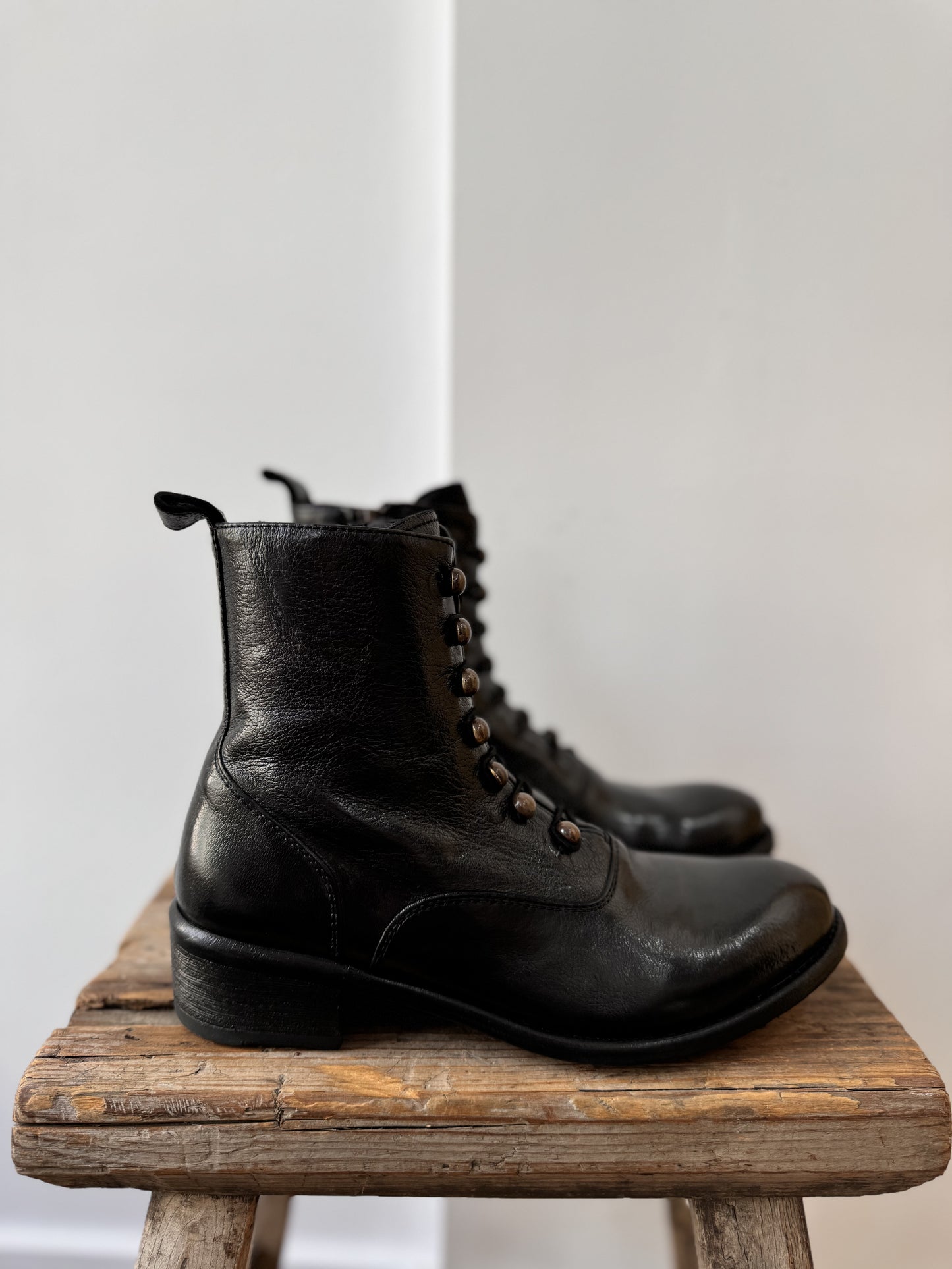 Officine Creative Lis 006 Boots Black