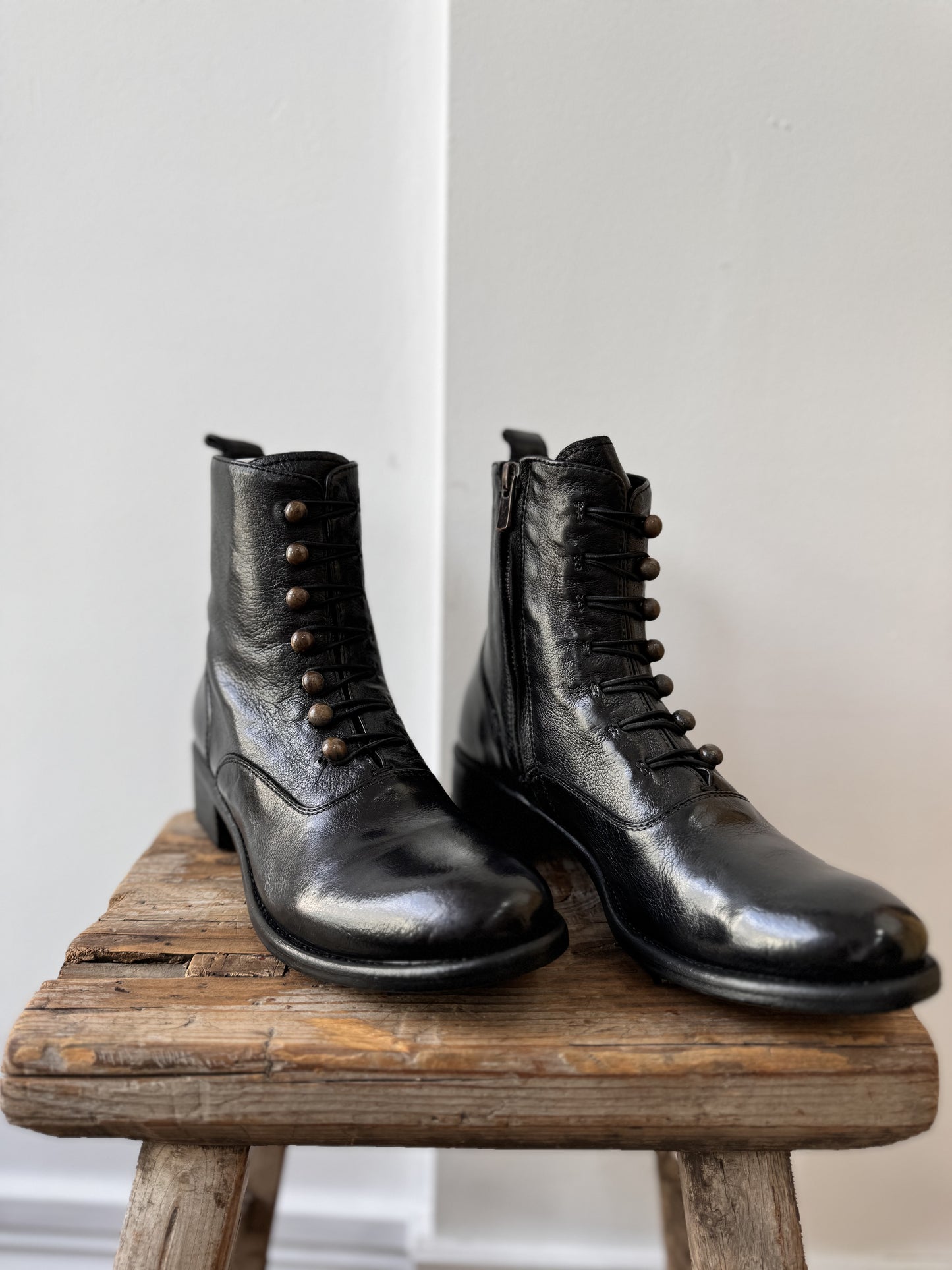 Officine Creative Lis 006 Boots Black