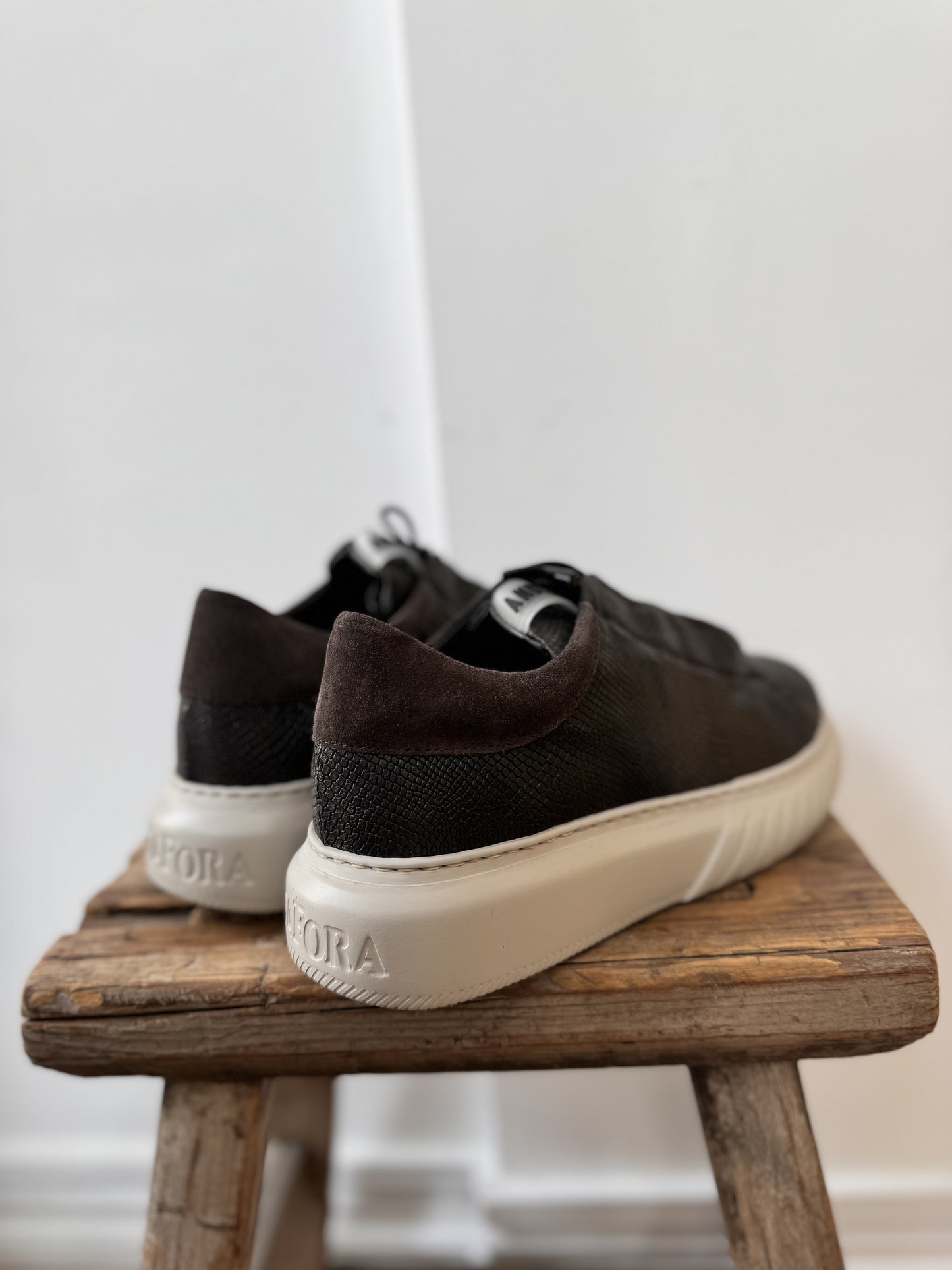 Patrizia Bonfanti Libi Trainers Brown