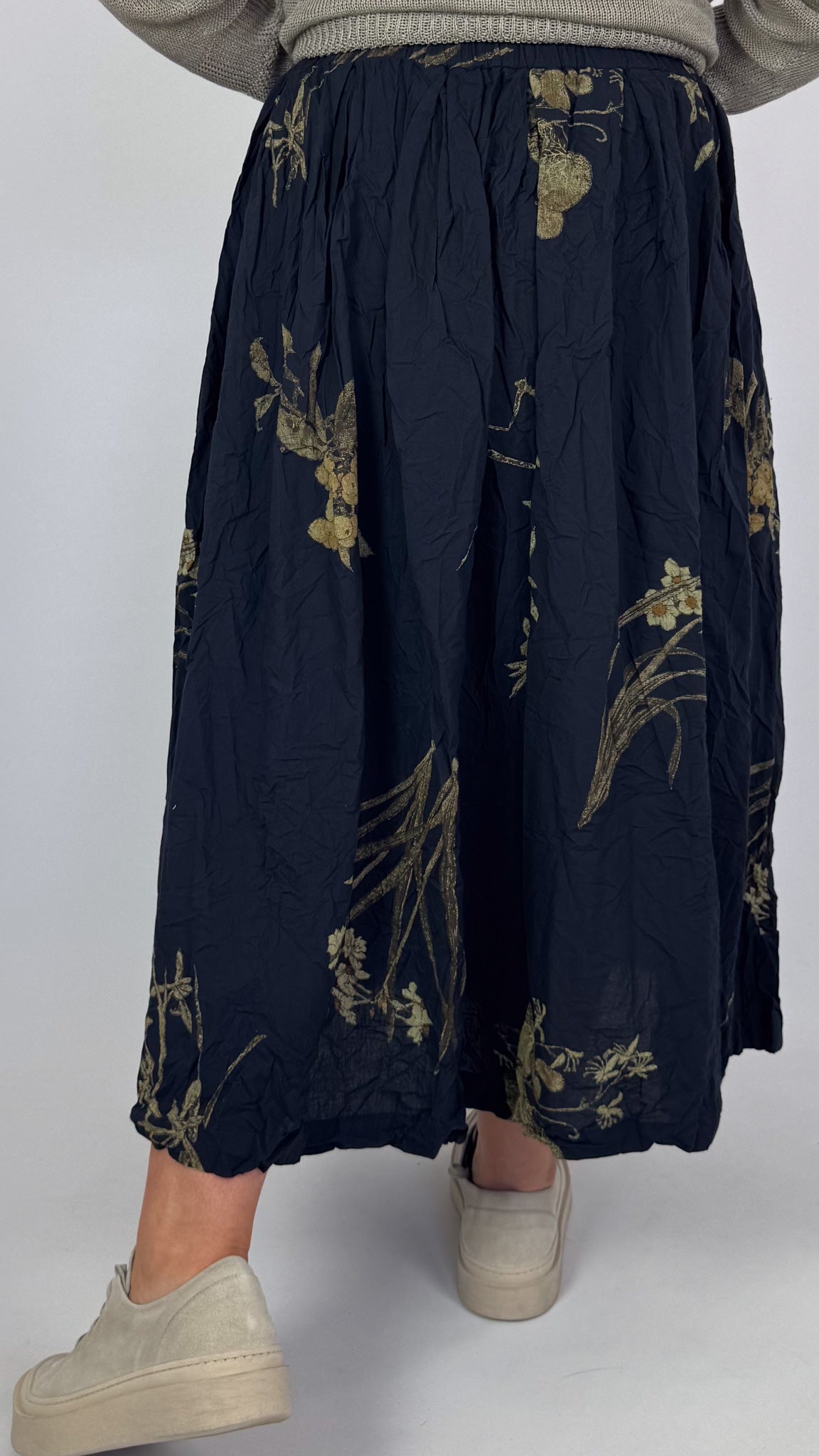 Pas De Calais 7455 Flower Skirt Navy