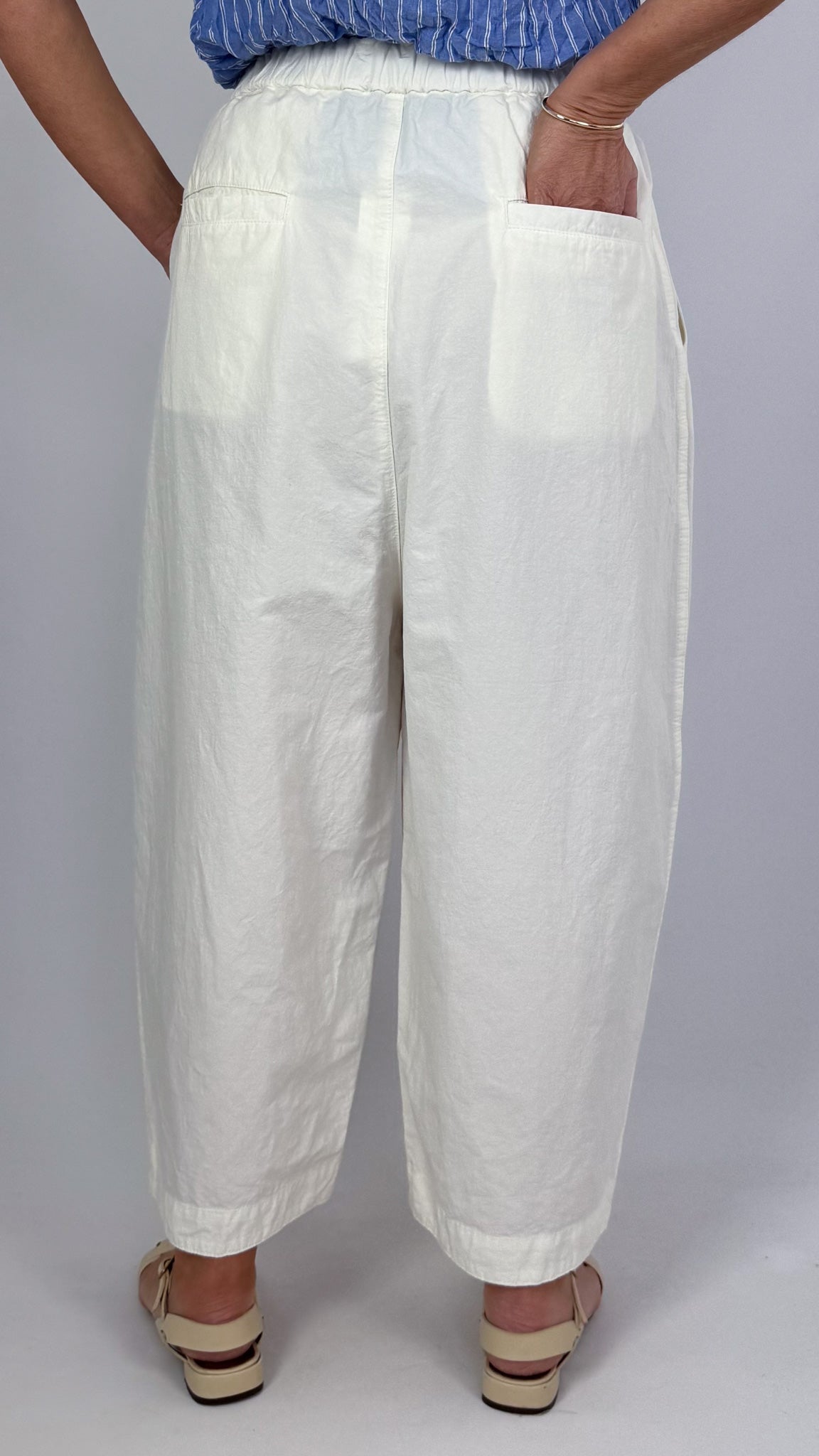 Pas De Calais 8697 Trousers Off-White