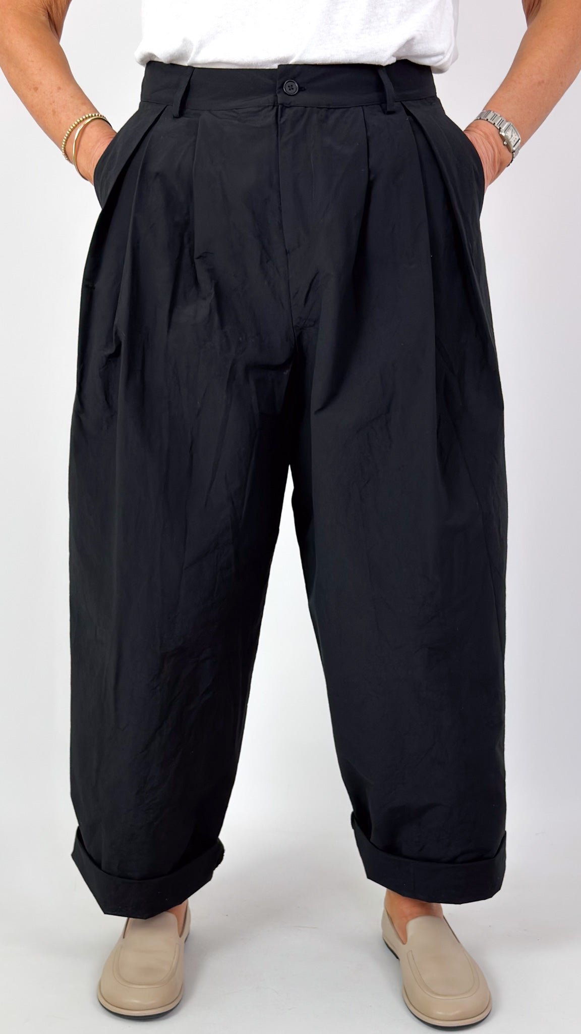 Apuntob 2048 Trousers Black – Cordelia James