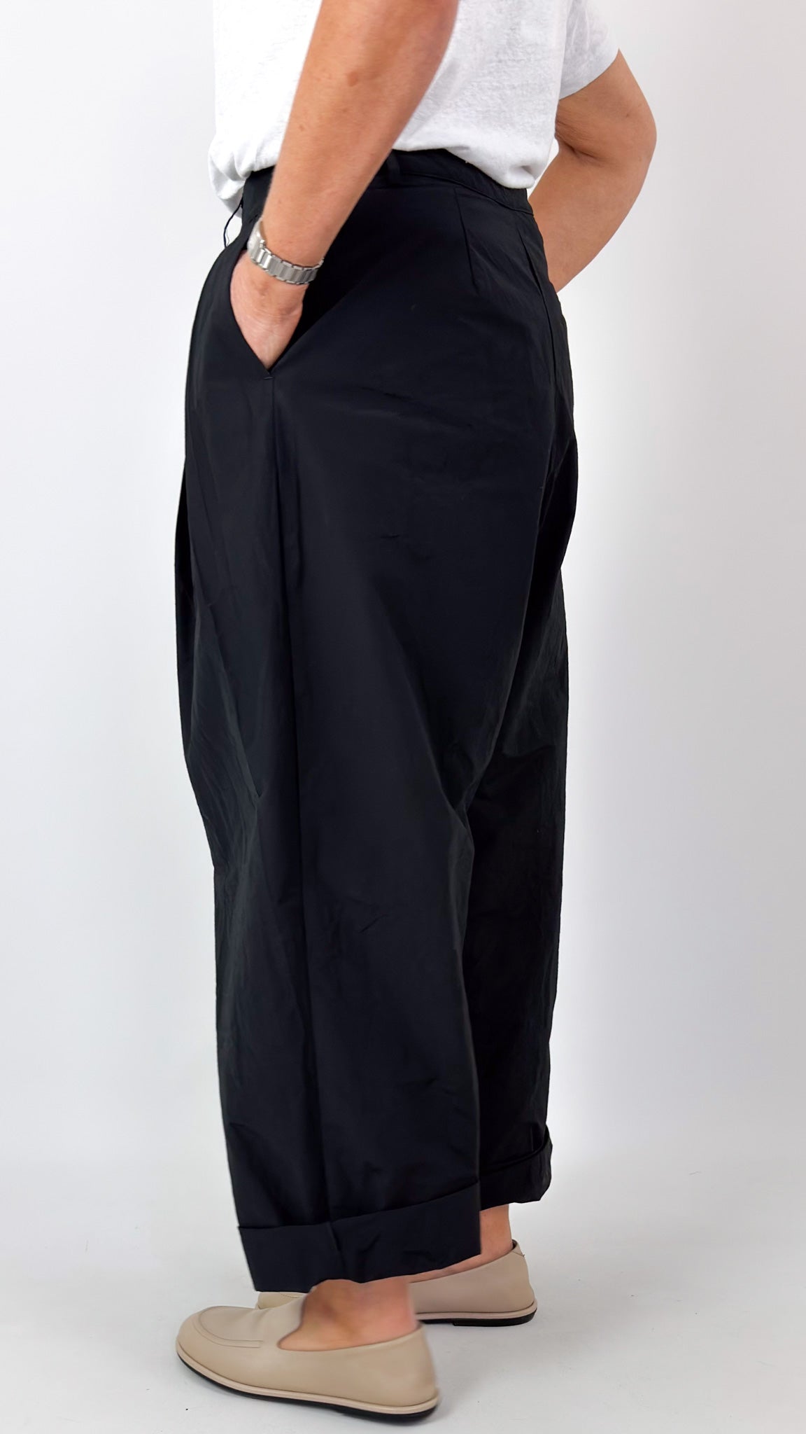 Apuntob 2048 Trousers Black – Cordelia James