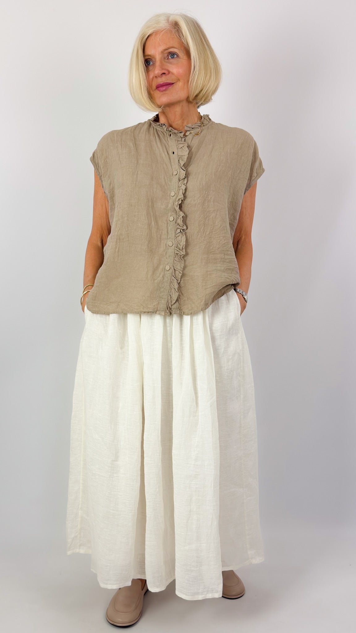 Maison de Soil 273 Skirt White – Cordelia James