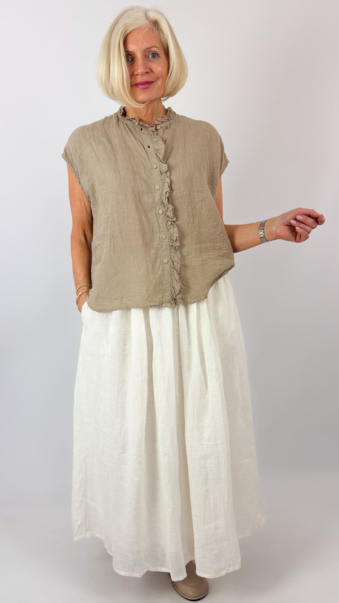 Maison de Soil 001D Frill Shirt Ash Beige