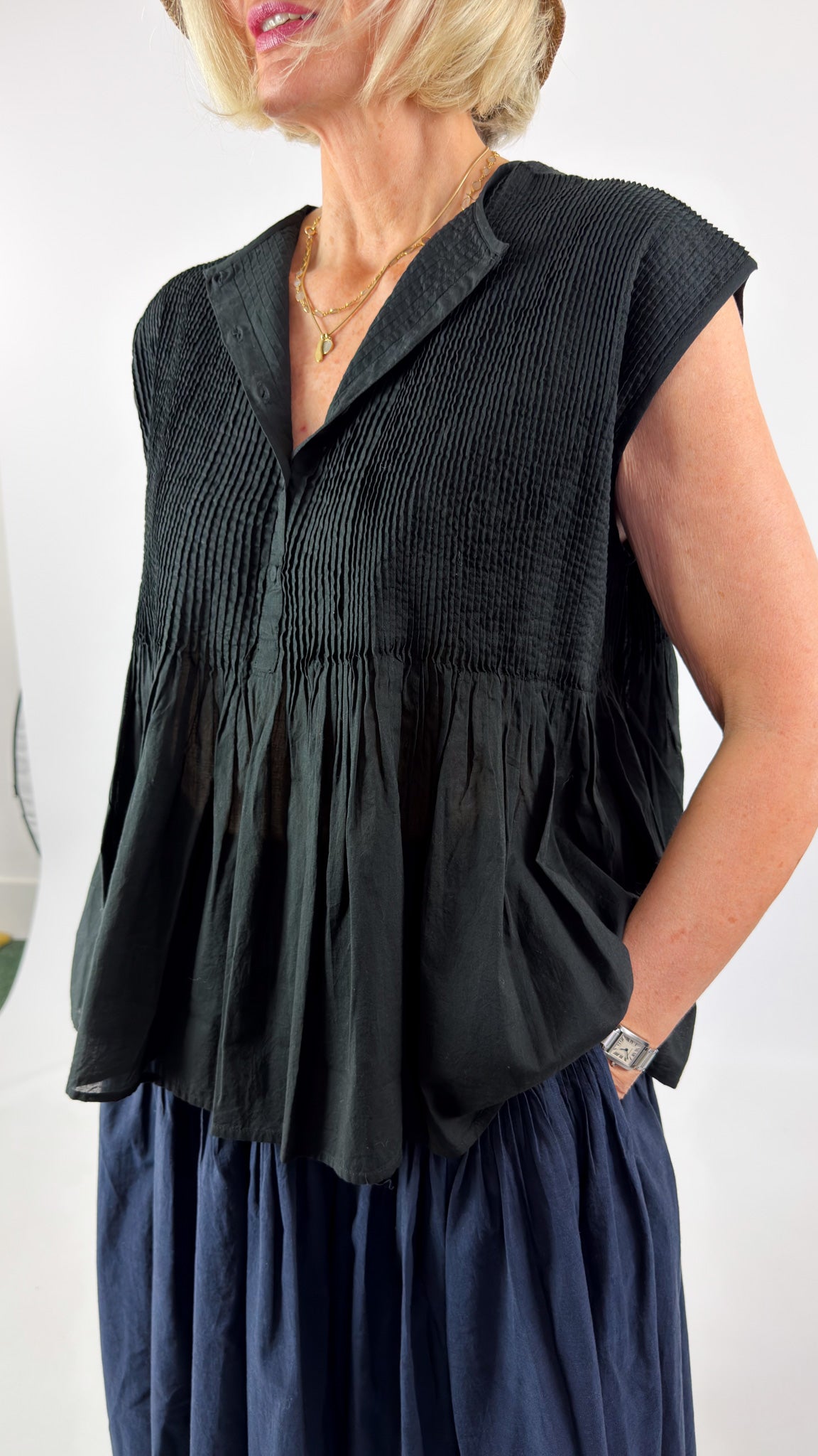 Maison de Soil 242 Pintuck Top Black