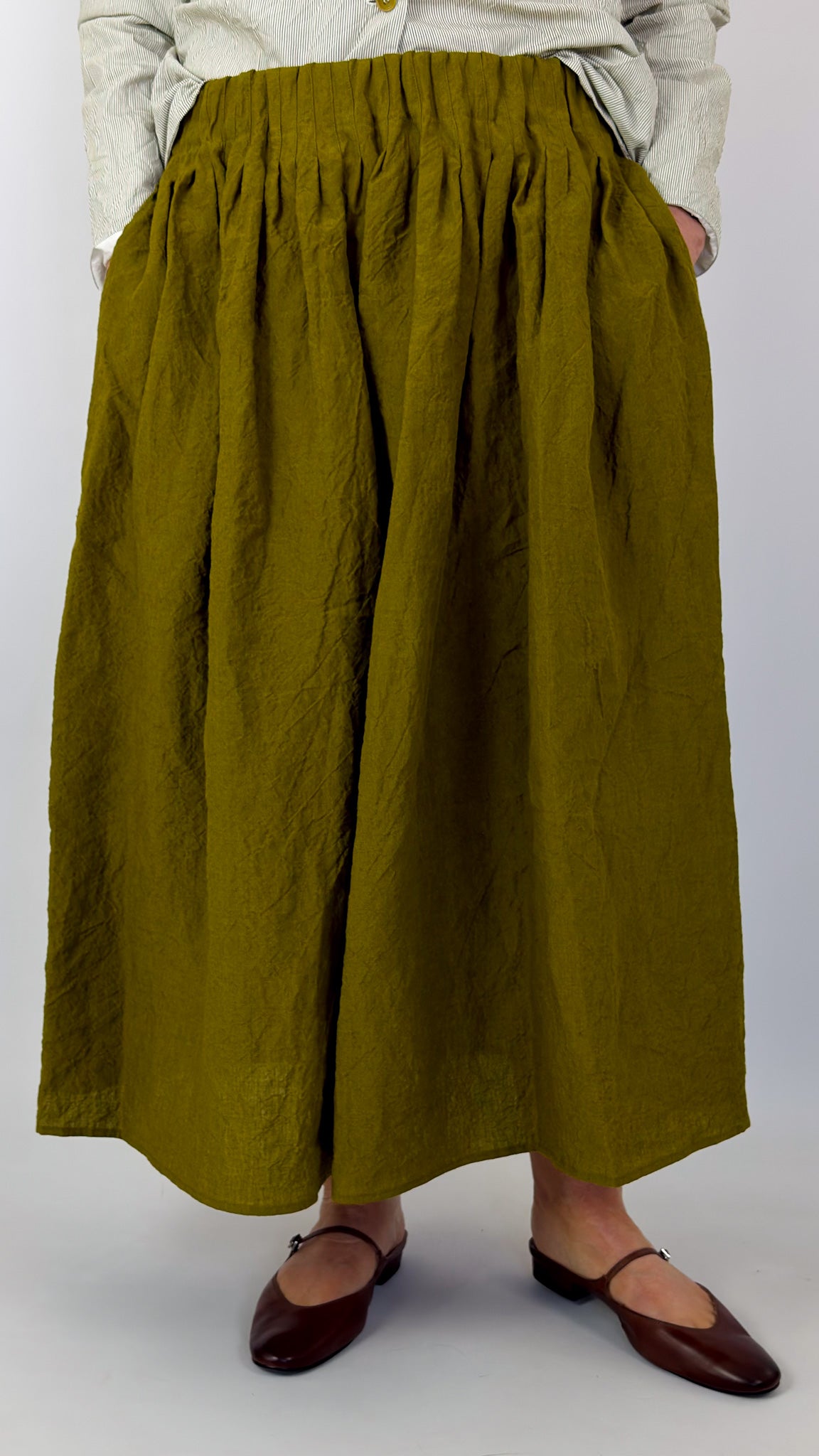 Apuntob 1883 Skirt Oil