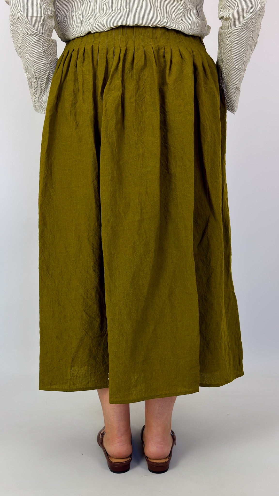 Apuntob 1883 Skirt Oil