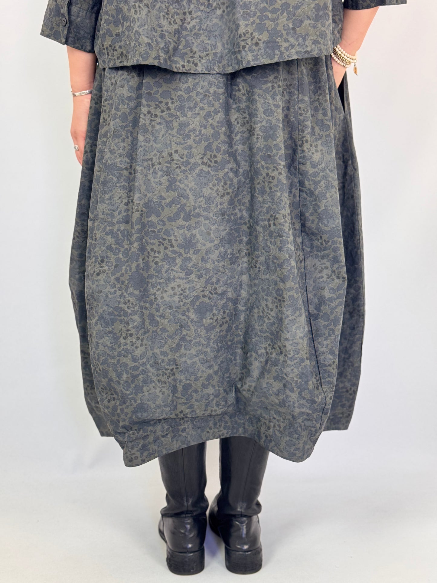 Bergfabel Carla Skirt Dark Flower