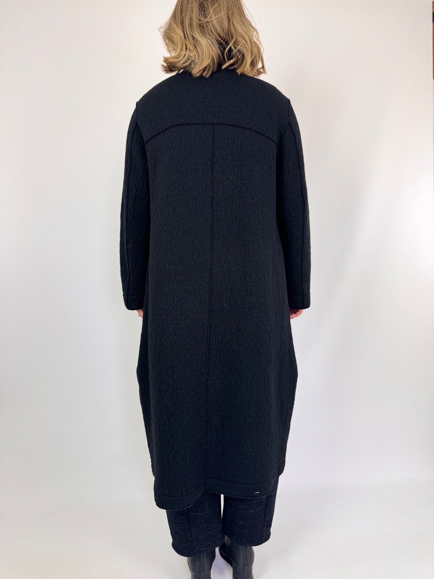 Transit Par-Such X330 Coat Black
