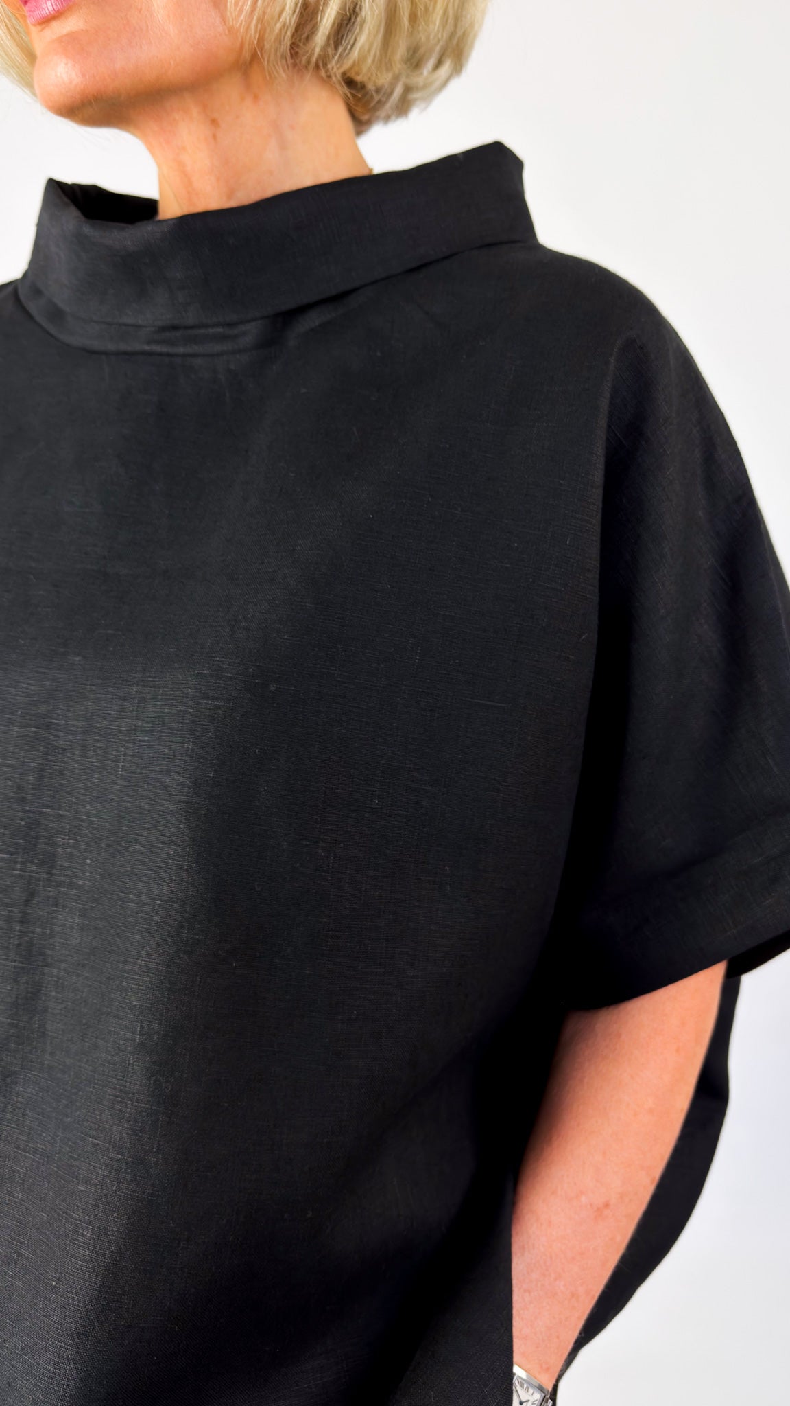 Cordelia James L-6 Blouse Black